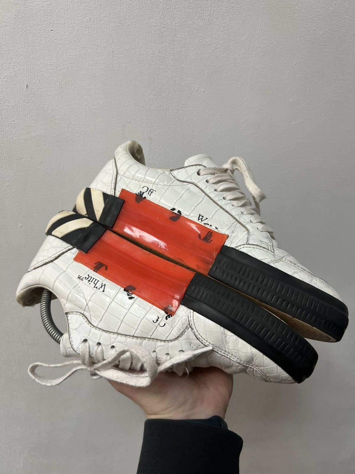 Off-White Off-White Low Vulcanized white/white Sneaker Leather Size US 8 / EU 41 - 13 Thumbnail