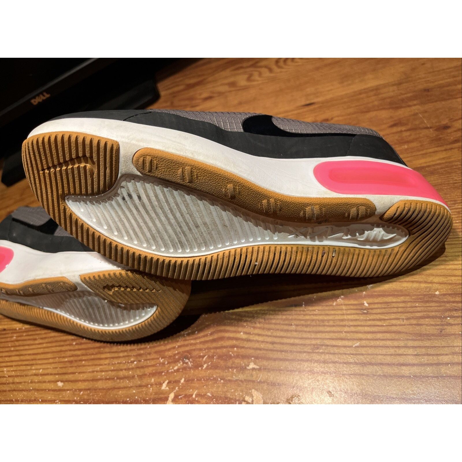 Nike NIKE Women's Air Max DIA Winter Running Shoes Gray US Sz 9 Size US 9 / IT 39 - 9 Thumbnail