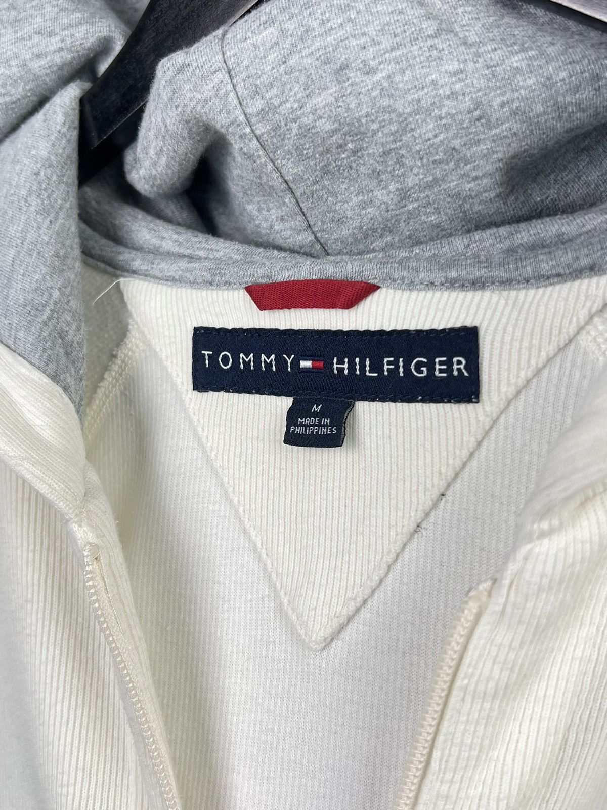 Tommy Hilfiger Vintage Tommy Hilfiger Zip Hoodie Jacket Size M - L Size US M / EU 48-50 / 2 - 7 Thumbnail