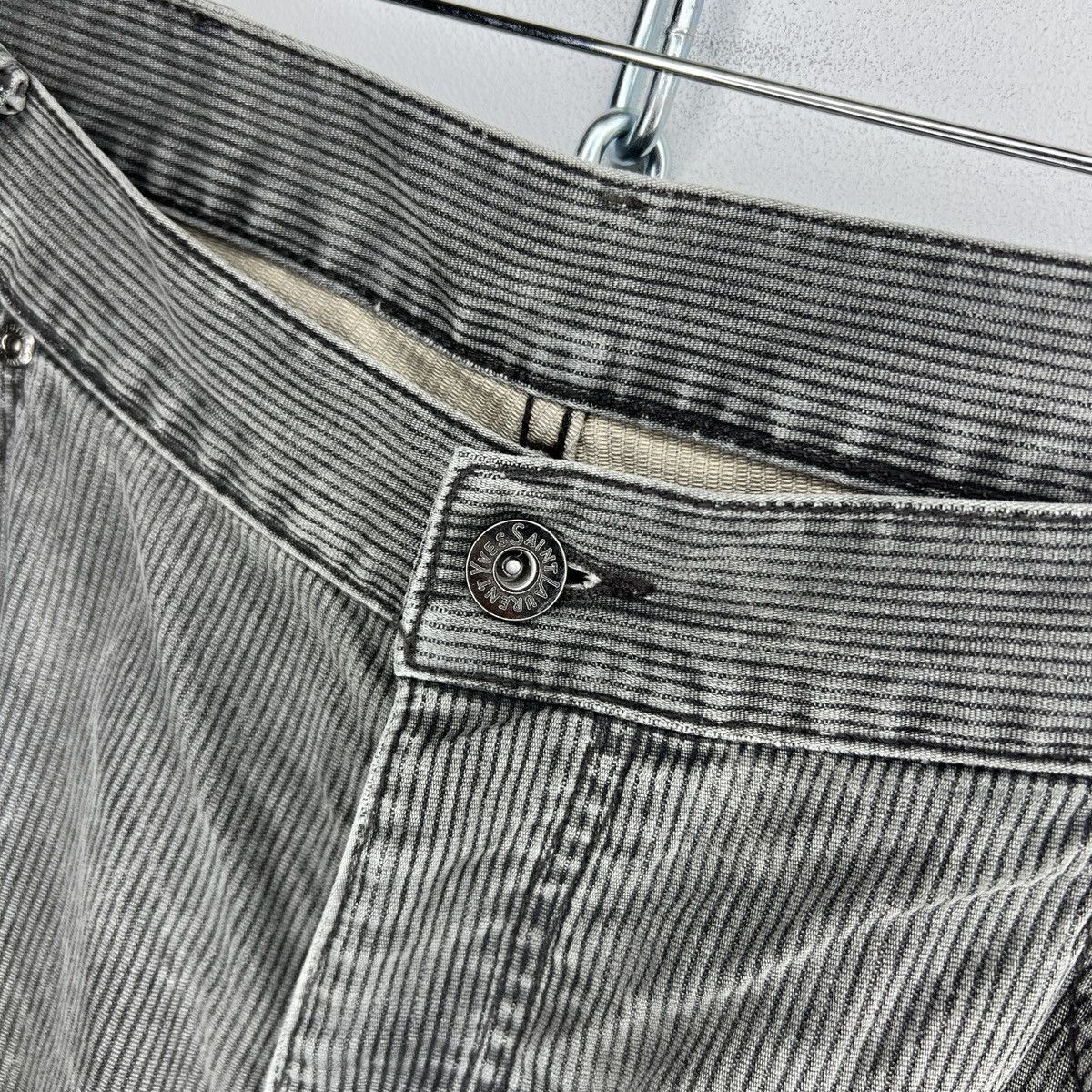 Yves Saint Laurent Yves Saint Laurent pour homme Embroidered Logo Corduroy 90s Size US 36 / EU 52 - 9 Thumbnail