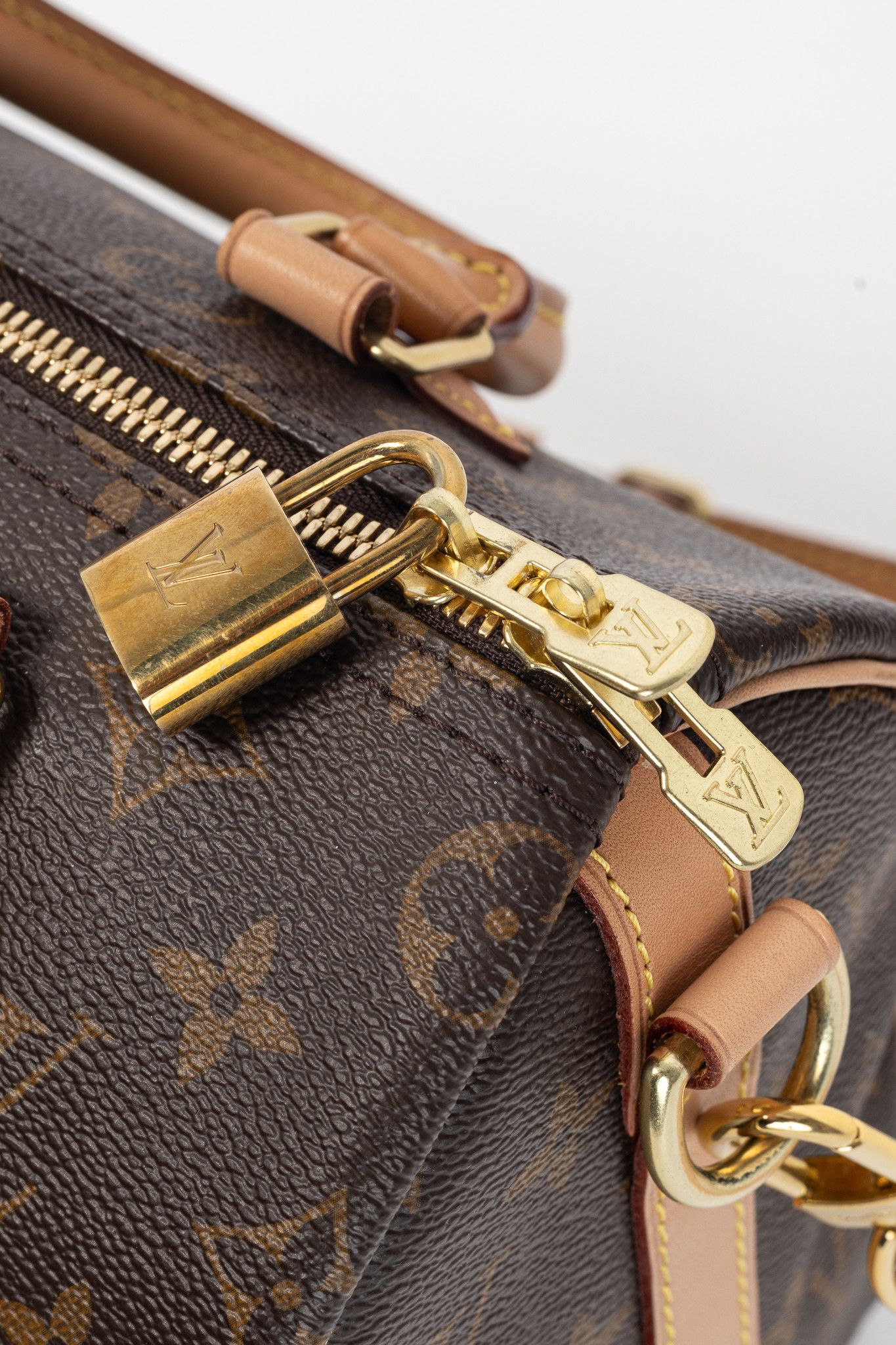 Louis Vuitton Louis Vuitton Speedy Bandouliere NM 25 Monogram Canvas Bag Size ONE SIZE - 10 Thumbnail