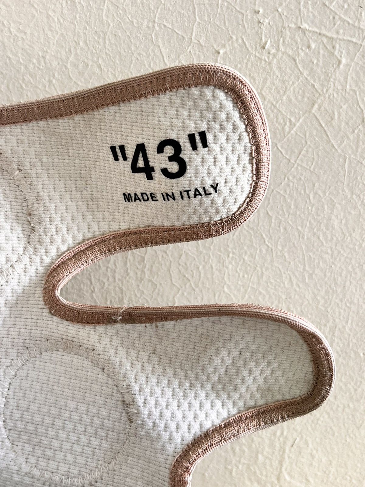 Off-White × Virgil Abloh Off-White MOTO WRAP Light Grey Size US 10 / EU 43 - 5 Thumbnail