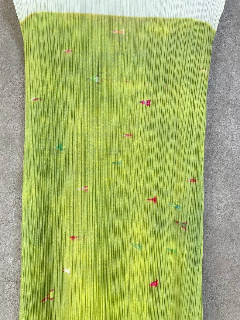 Issey Miyake Issey Miyake size:3 Green watercolor pleated dress Size XS / US 0-2 / IT 36-38 - 2 Thumbnail
