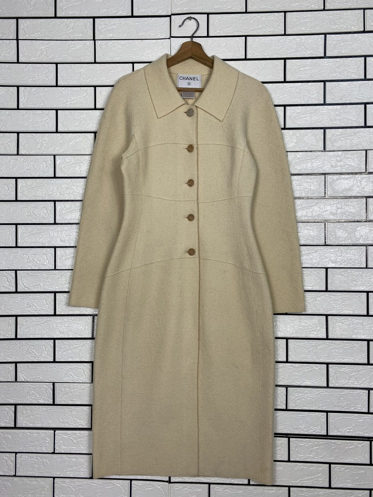 Chanel 🔥VINTAGE LONG JACKET DRESS BUTTON CHANEL WOOL Size XS / US 0-2 / IT 36-38 - 2 Thumbnail