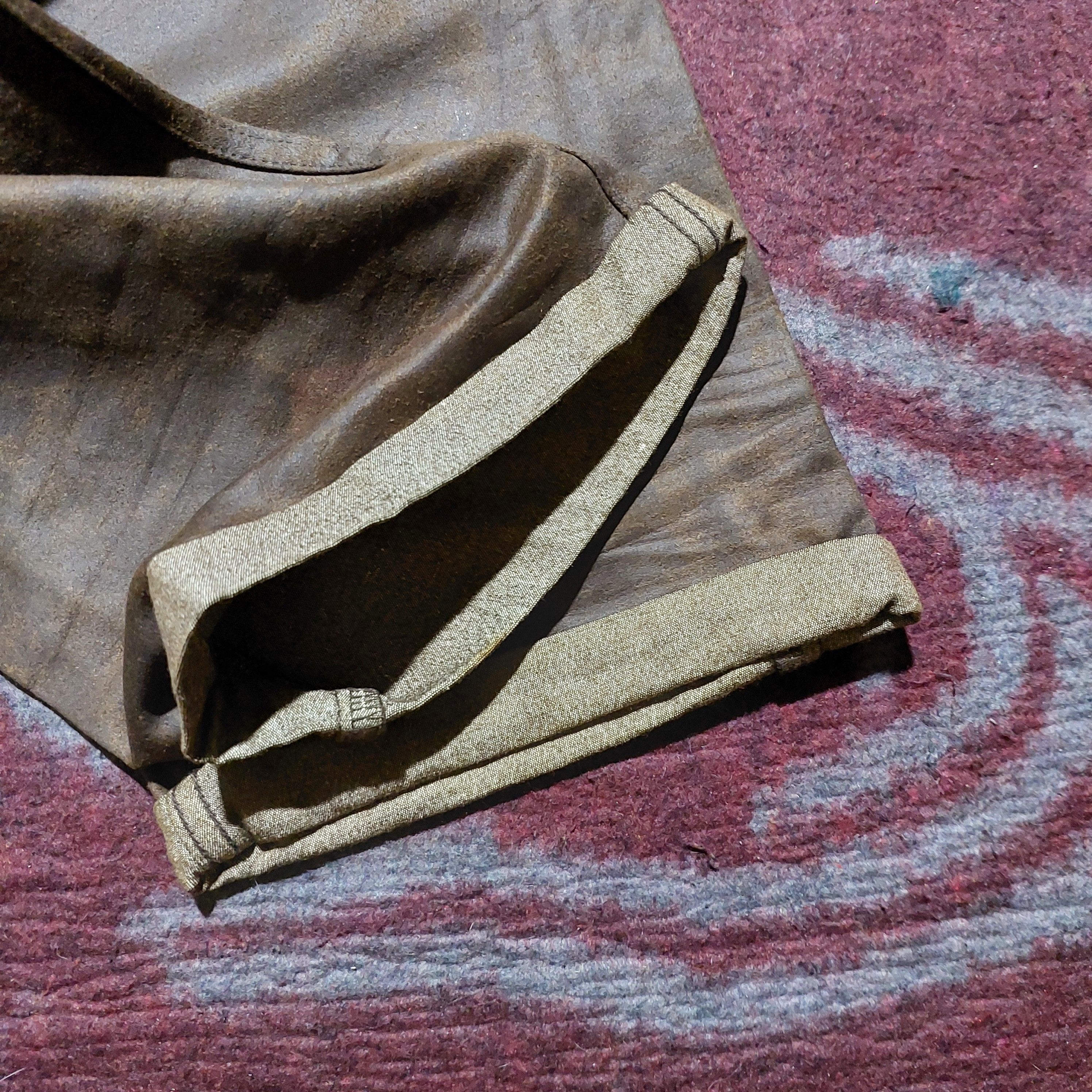 Tornado Mart Tornado Mart button down pleated knee length shorts Size US 31 - 7 Thumbnail