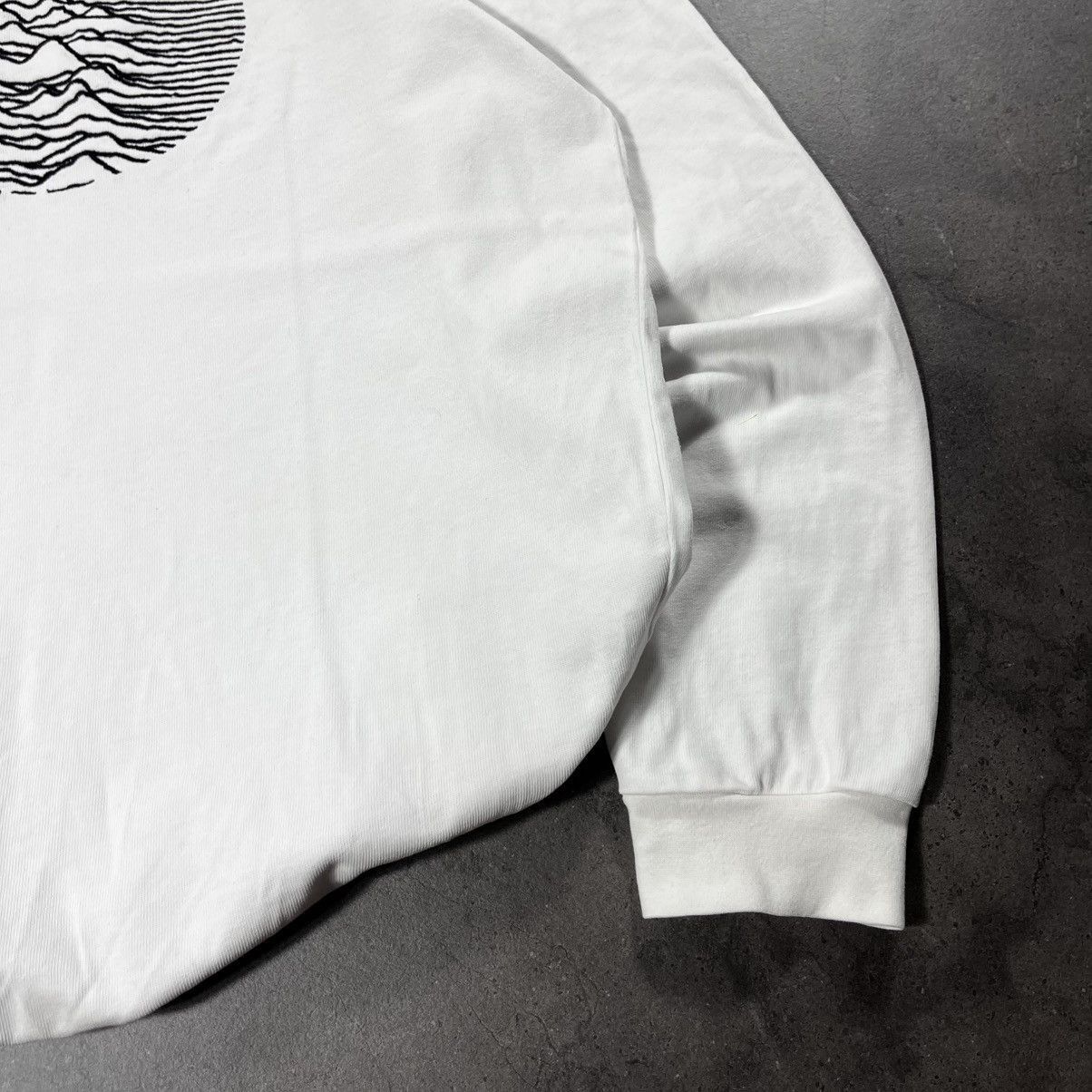 Pleasures Unknown Pleasures Now Vintage Big Logo Longsleeve Tee Tshirt Size US M / EU 48-50 / 2 - 13 Thumbnail
