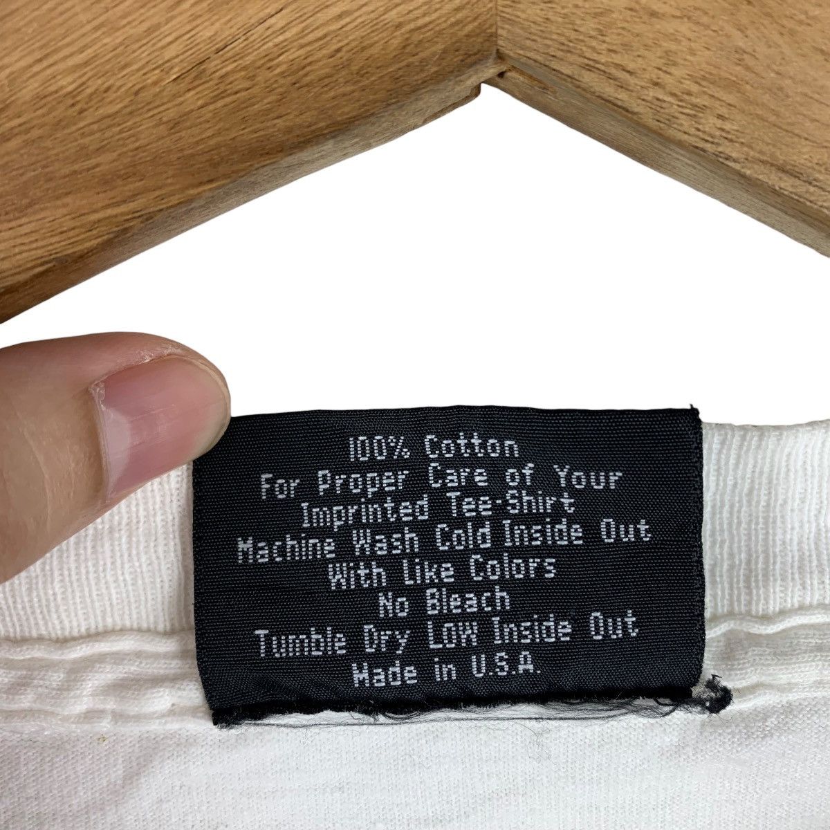 Other Vintage WORLD INDUSTRIES spellout tee Size US L / EU 52-54 / 3 - 11 Thumbnail