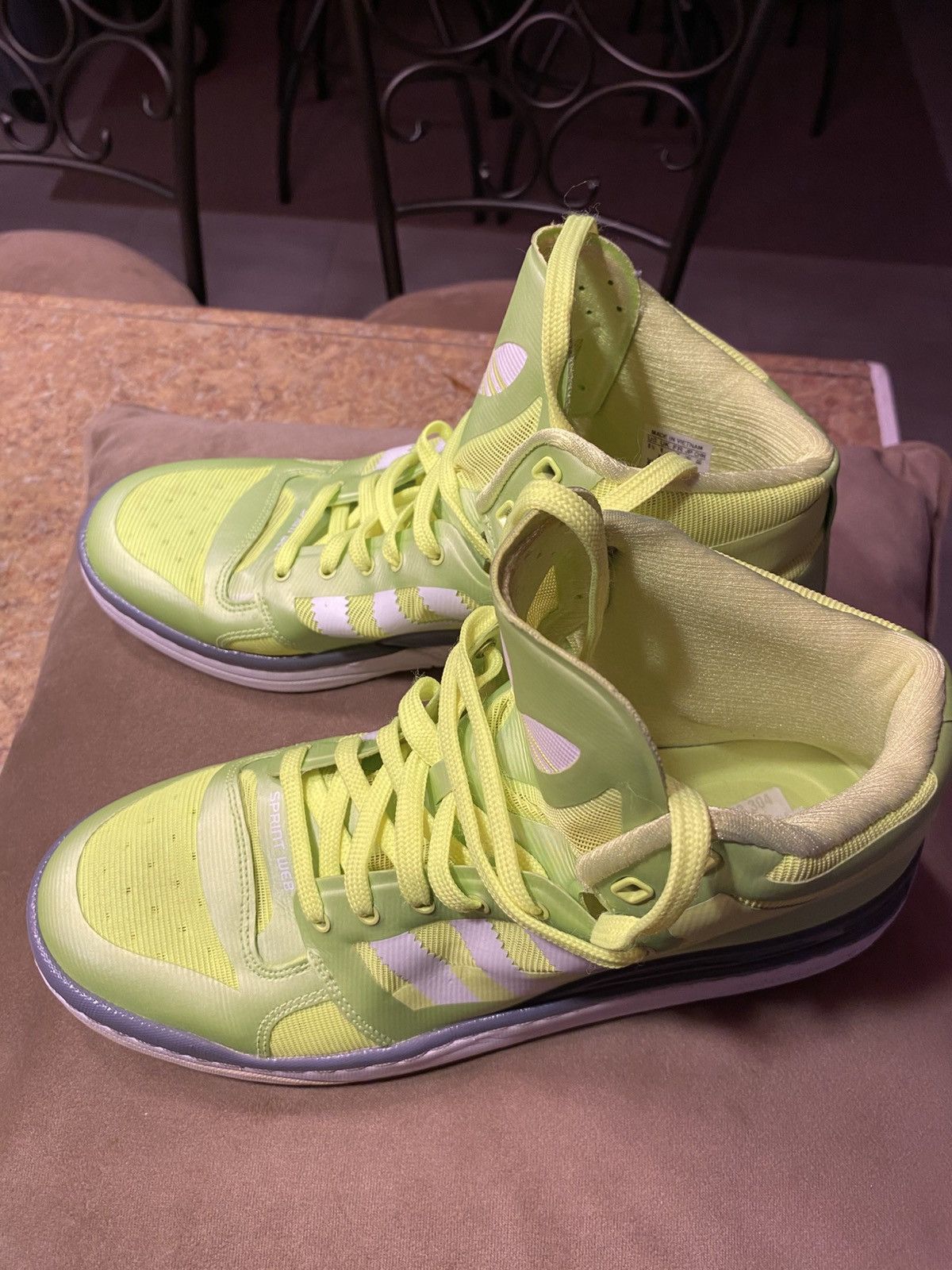 Adidas Men’s shoes Size US 8.5 / EU 41-42 - 3 Thumbnail