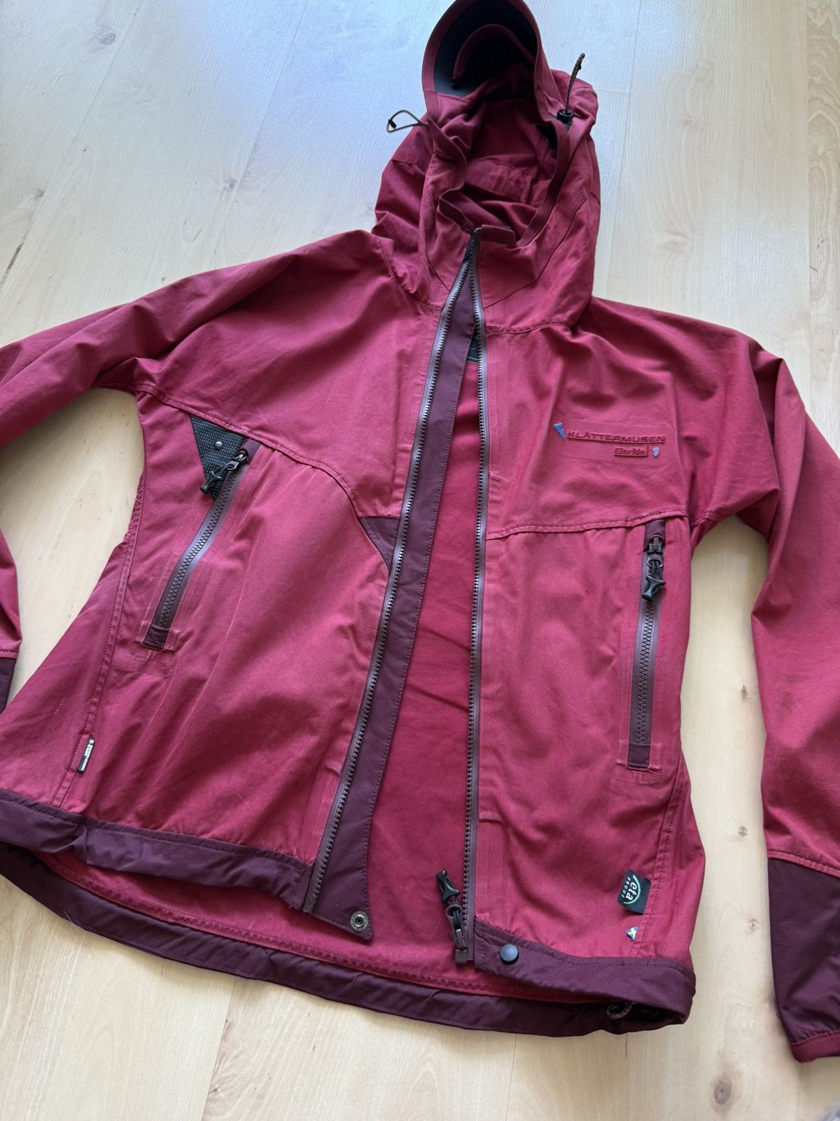 Klattermusen Klattermusen Einride eta proof outdoor jacket Size M / US 6-8 / IT 42-44 - 6 Thumbnail