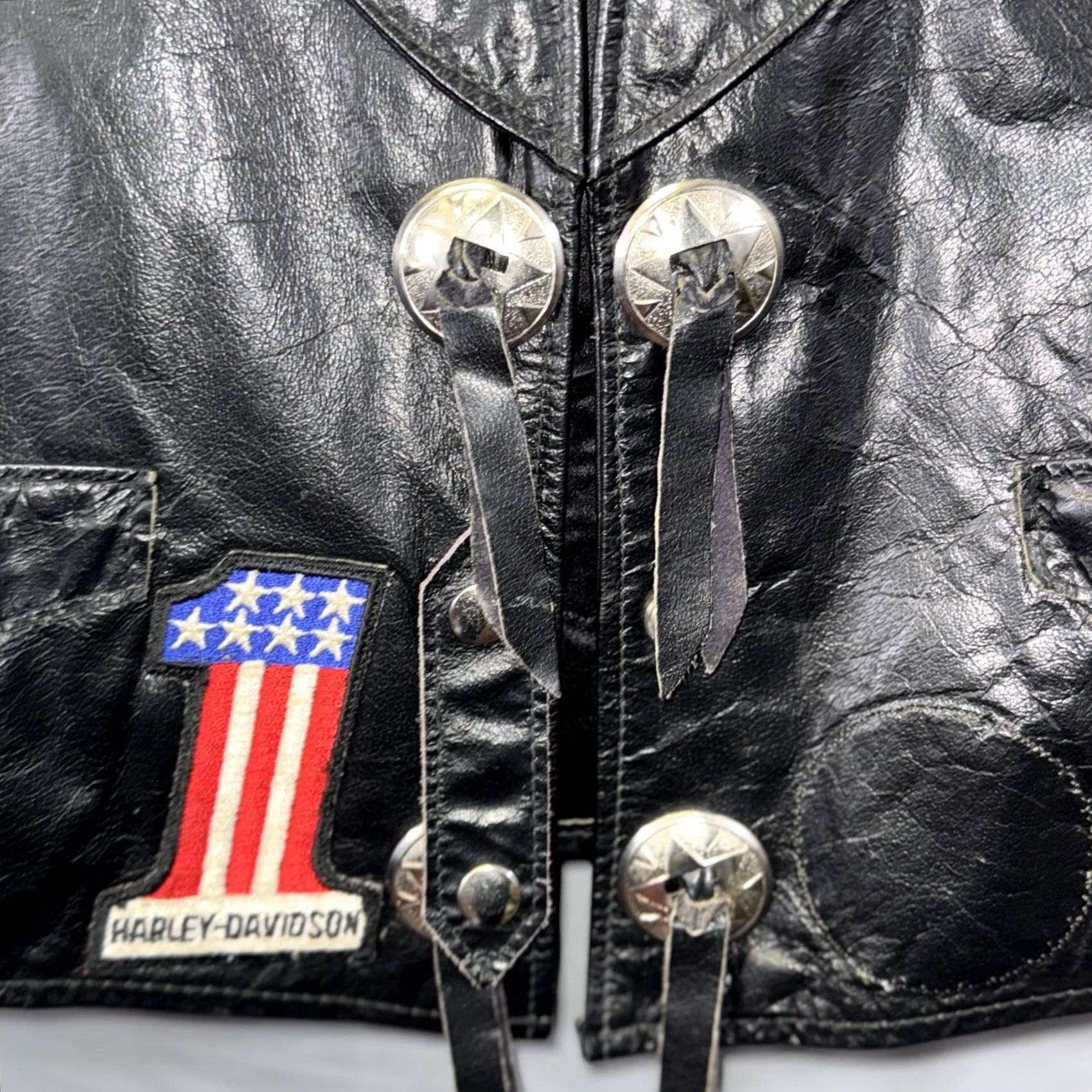 Harley Davidson Harley-Davidson Leather Vest Womens 40 Black Concho Tie Biker Patches Motorcycle Vest Women Motorcycle USA Patch Embroidered Bar & Shield Size S / US 4 / IT 40 - 4 Thumbnail