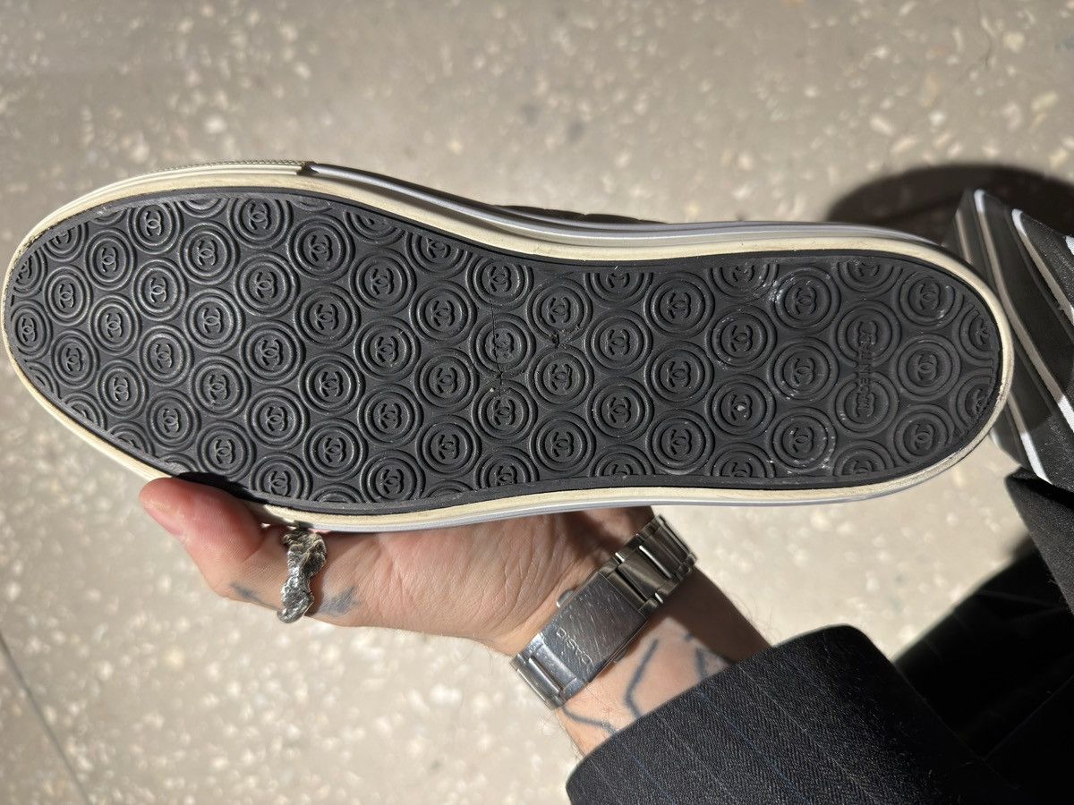 Chanel Chanel silver sneakers Size US 10 / IT 40 - 15 Thumbnail