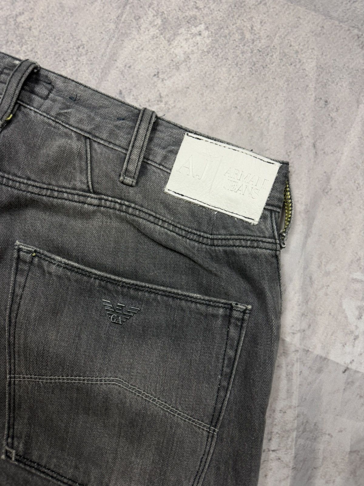 Giorgio Armani Armani jeans Size US 33 - 4 Thumbnail