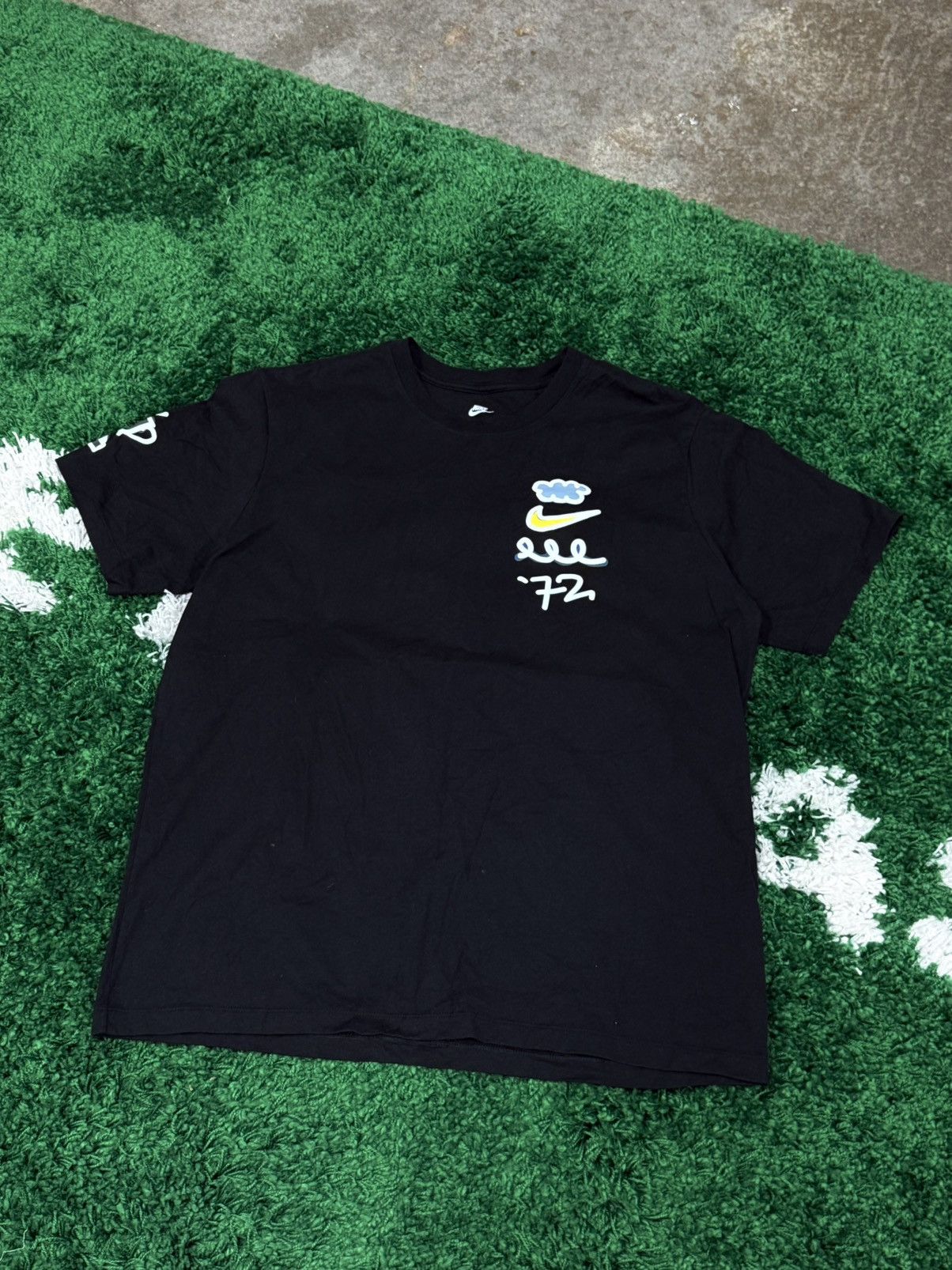 Nike RARE Nike Doodleglyph Puff Print Tee Black XL Flower Wing 72 Size US XL / EU 56 / 4 - 3 Thumbnail