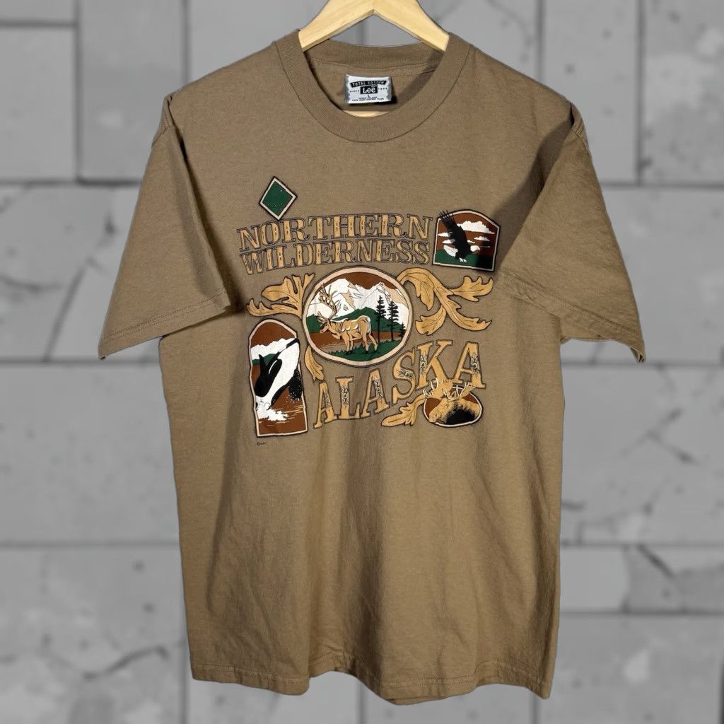 Lee VINTAGE Lee Total Cotton Brown Alaska Graphic Tee Mens Size L USA Size US L / EU 52-54 / 3 - 1 Thumbnail