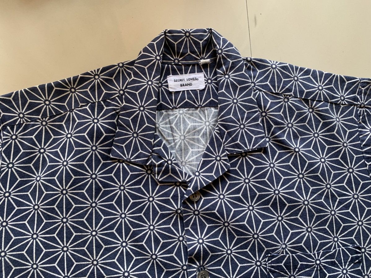 Other “Tokyo Geometry” Boxy Shirt – Modern Pattern, Relaxed Fit Size US L / EU 52-54 / 3 - 2 Thumbnail