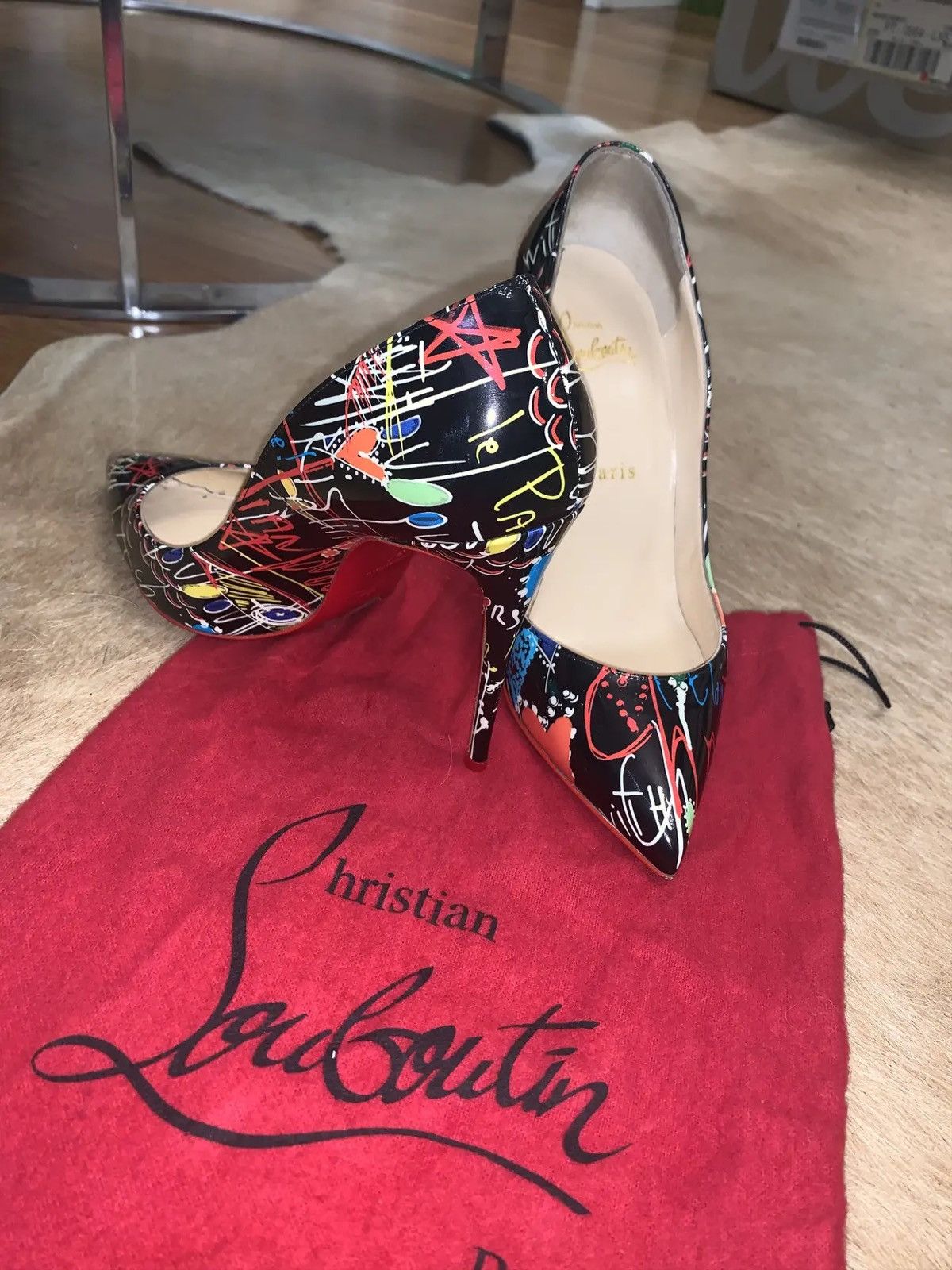 Christian Louboutin Christian Louboutin Pigalle Follies Size US 7 / IT 37 - 2 Thumbnail
