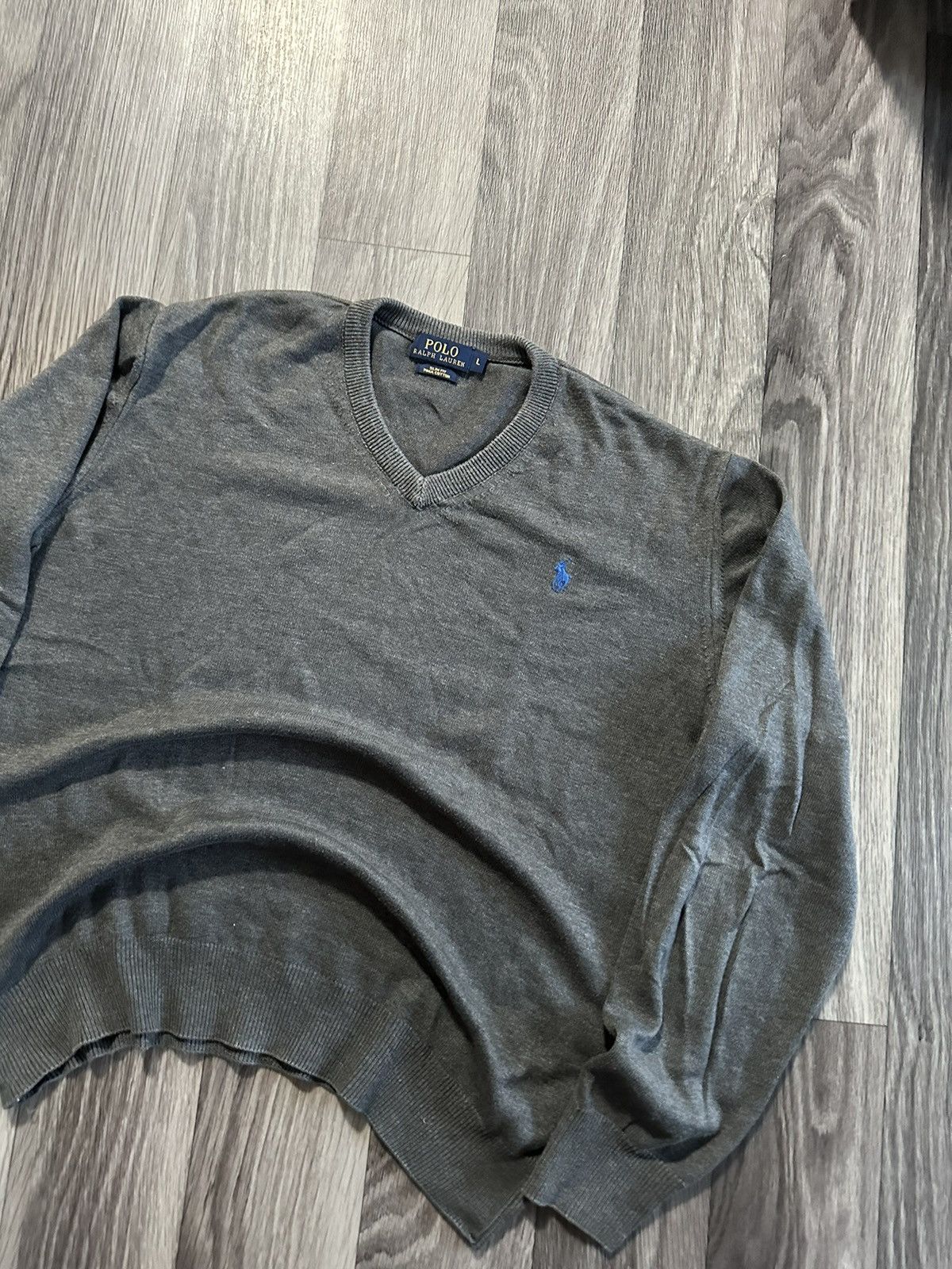 Polo Ralph Lauren Polo Ralph Lauren Grey V neck vintage Sweater size L Size US L / EU 52-54 / 3 - 2 Thumbnail