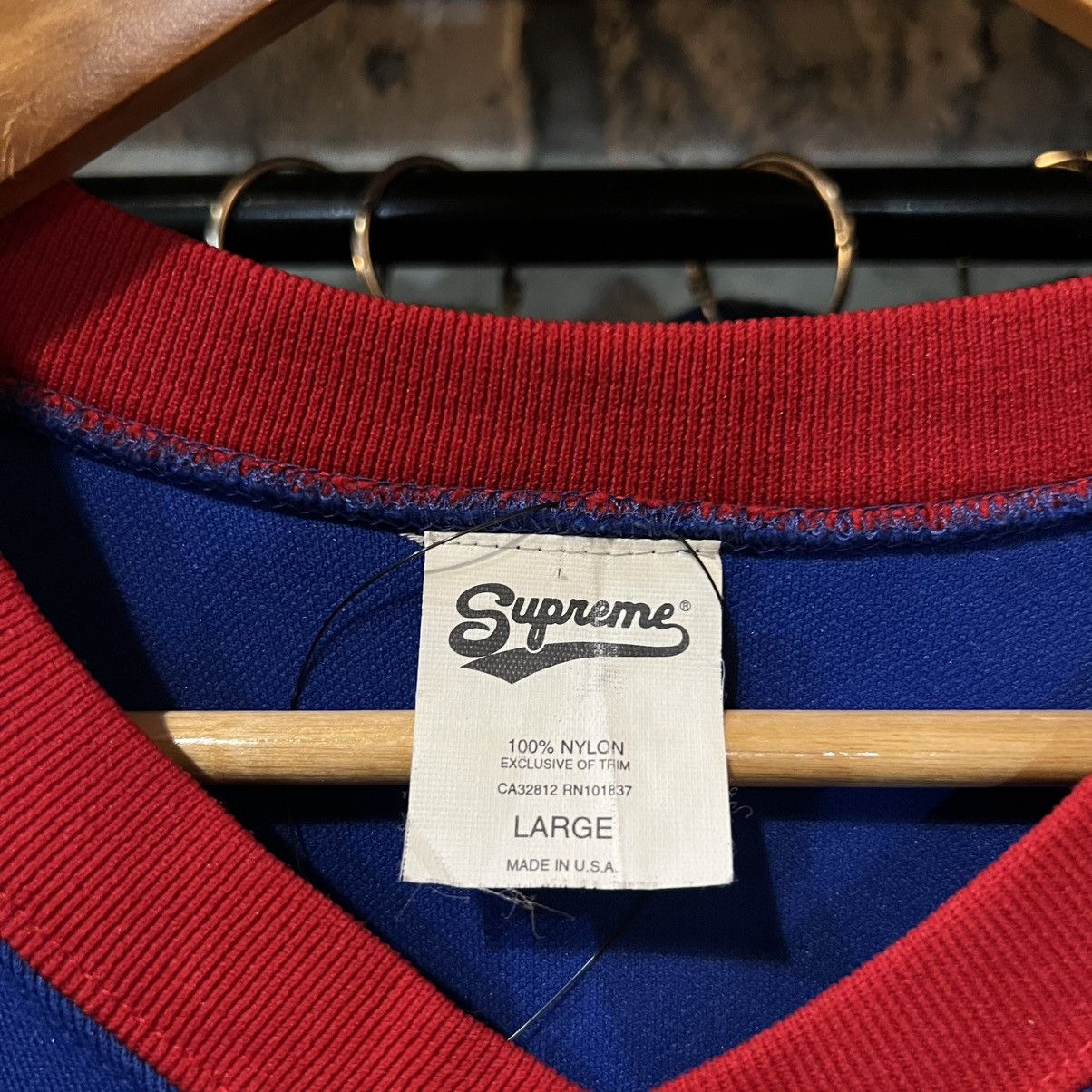 Supreme Vintage Supreme 2002 - large Size US L / EU 52-54 / 3 - 3 Thumbnail
