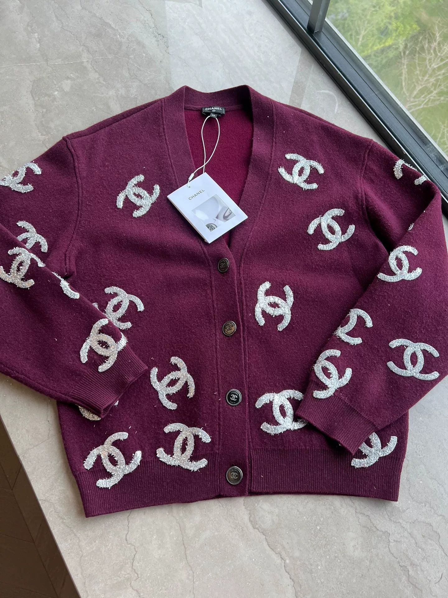Chanel Chanel 22A Cashmere Cardigan Size 38 Size US M / EU 48-50 / 2 - 1 Thumbnail