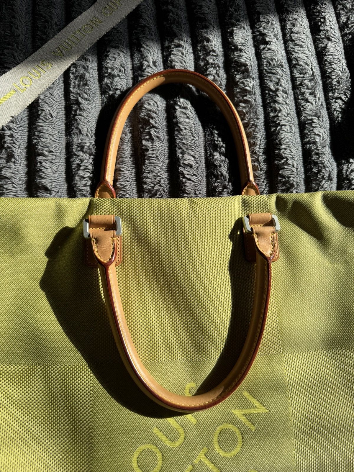 Louis Vuitton Louis Vuitton Limited Edition LV Cup America Cube Bag Size ONE SIZE - 23 Thumbnail