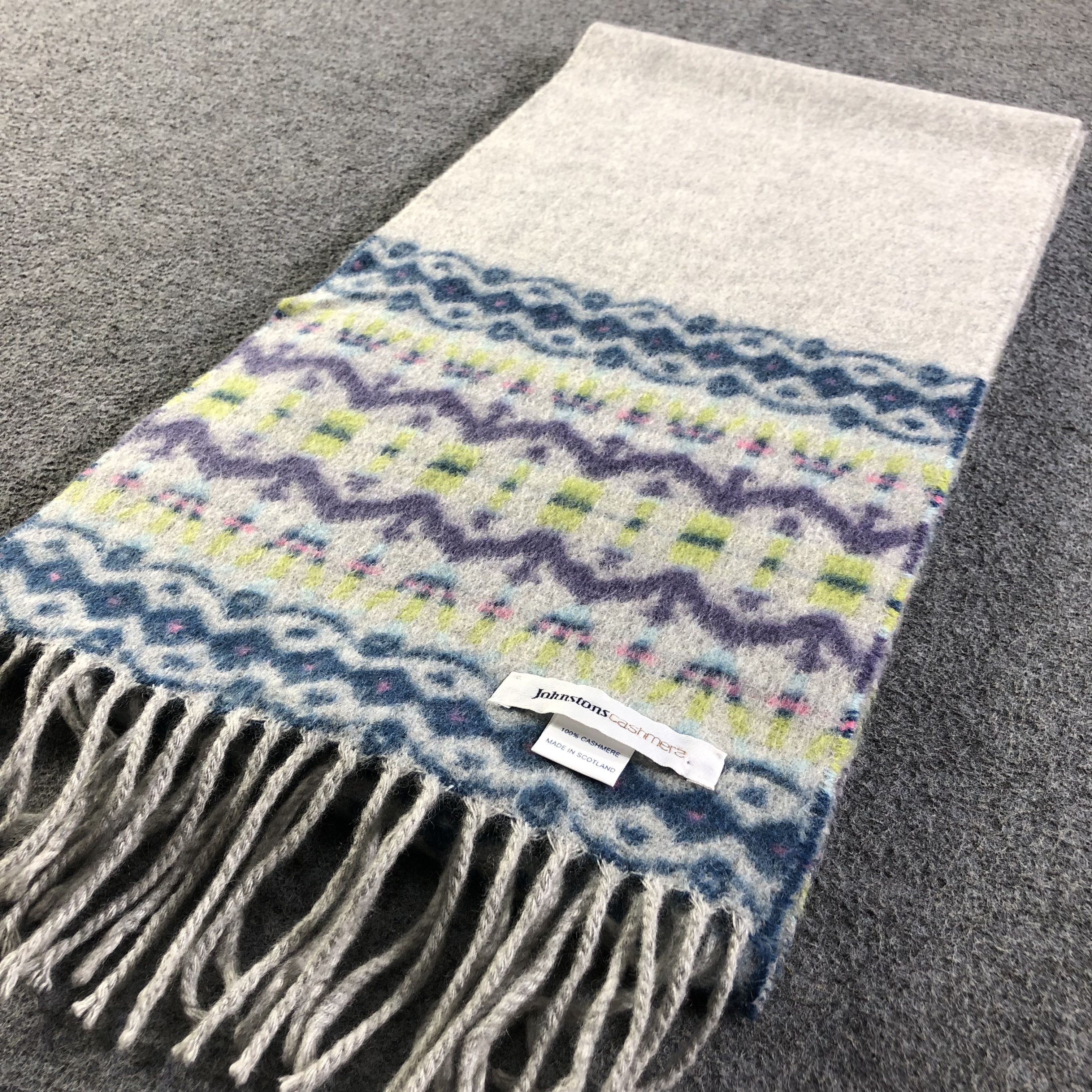 Johnstons Of Elgin Johnstons Of Elgin Cashmere Scarf Muffler Neckwear V2190 Size ONE SIZE - 4 Thumbnail
