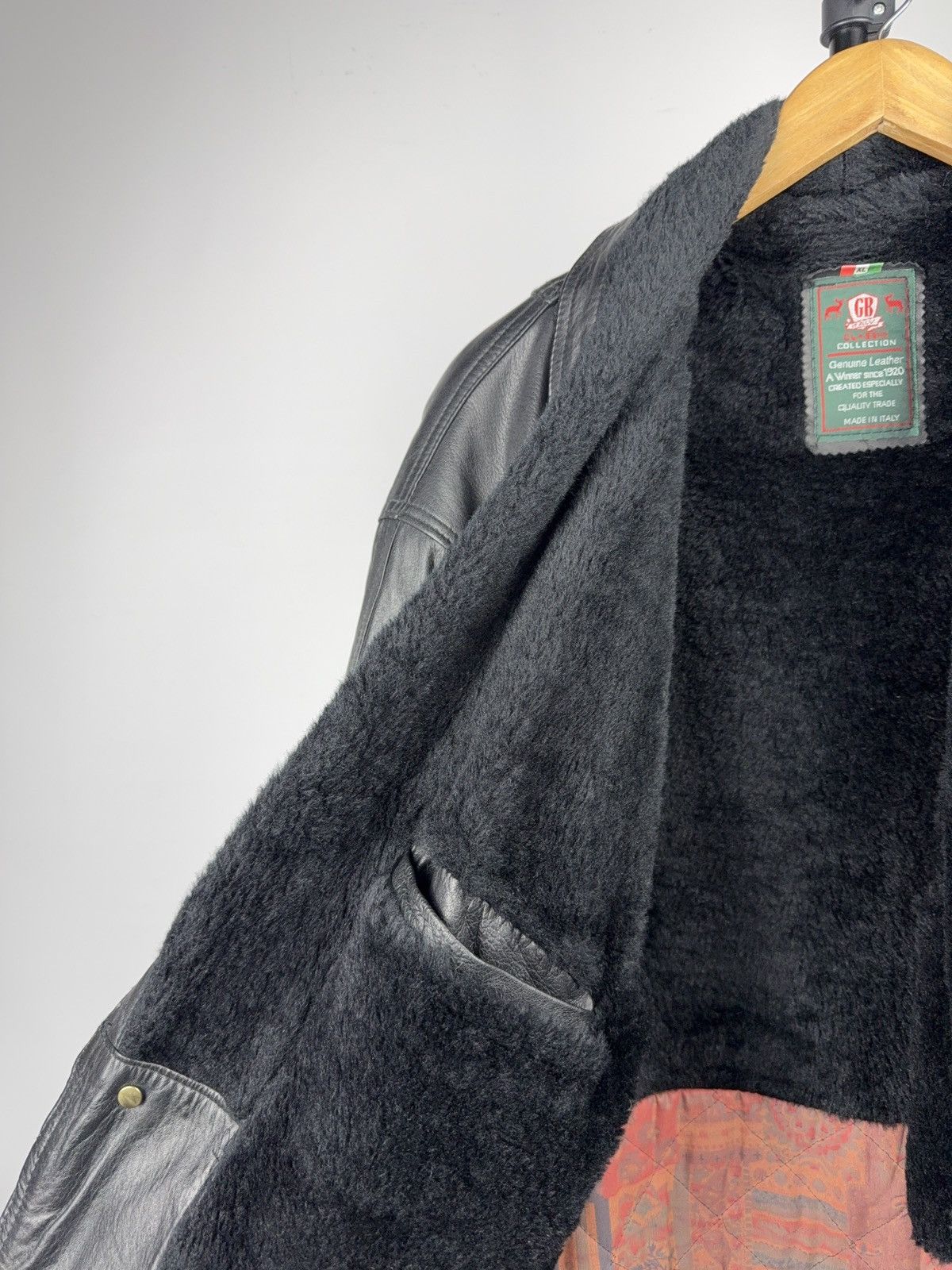 Genuine Leather Avant Garde 90s Vintage Italian Leather Coat Shearling Lined Size US XL / EU 56 / 4 - 11 Thumbnail