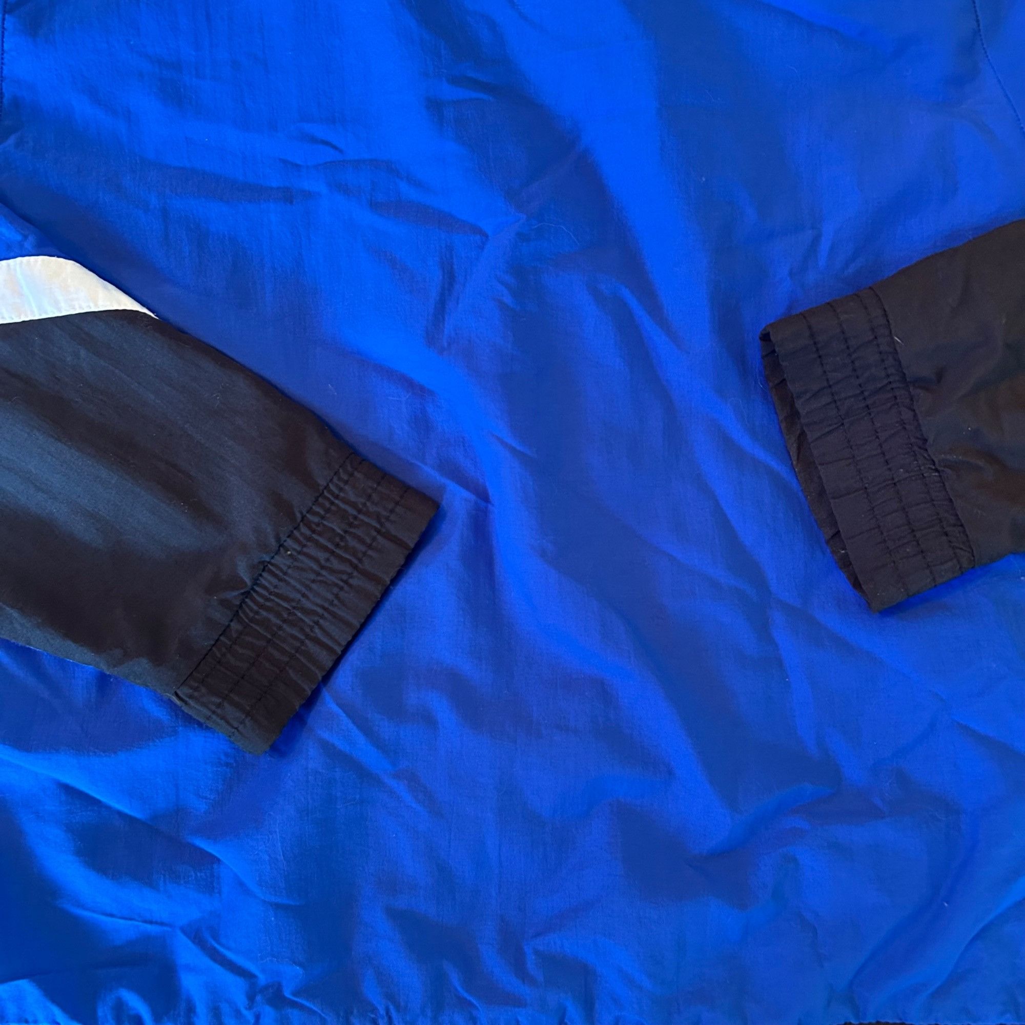 Vintage Vintage Rolls-Royce Employee Zip Up Retro Nylon Jacket Size US S / EU 44-46 / 1 - 5 Thumbnail