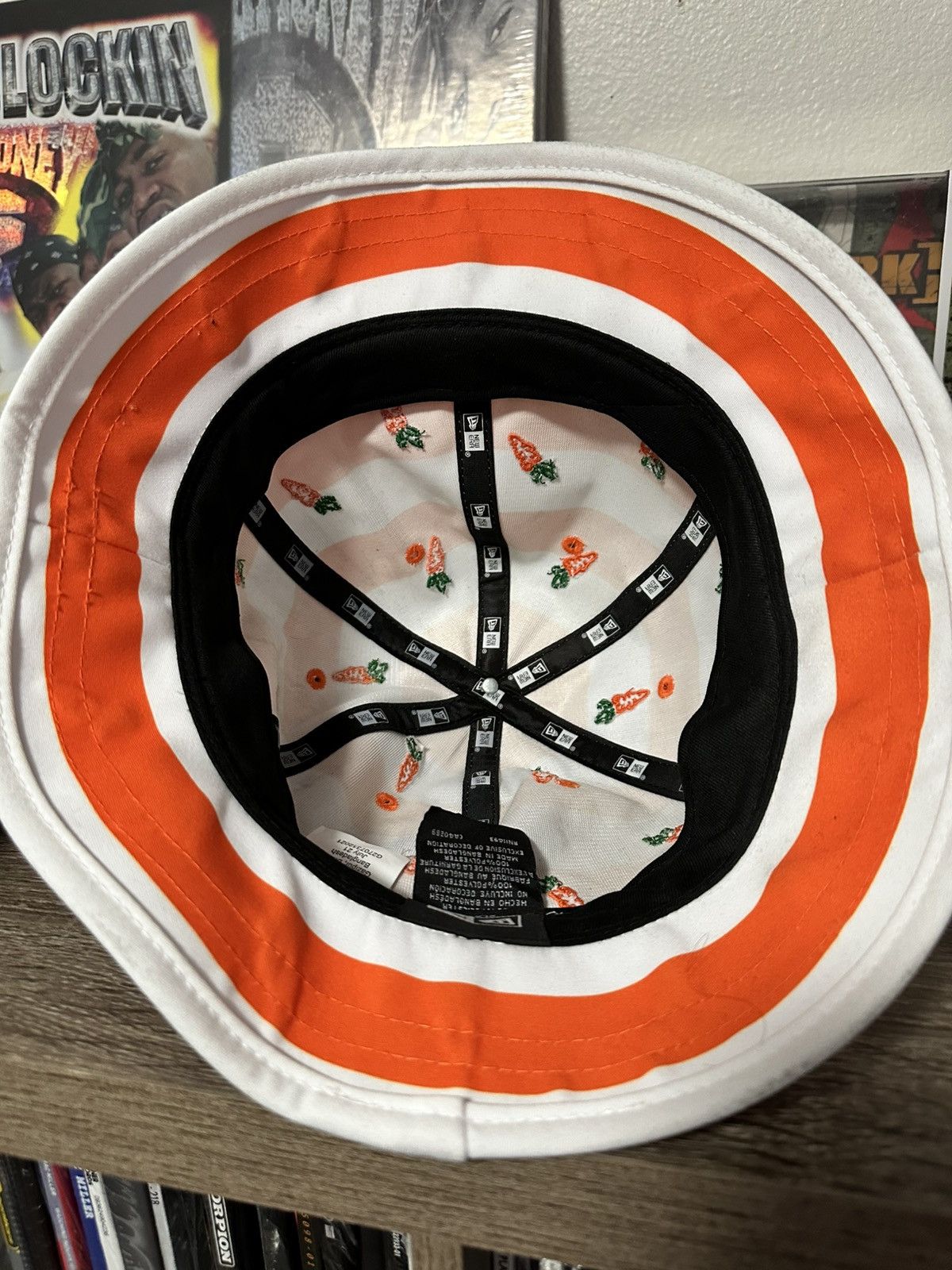 Carrots by Anwar Carrots × New Era New era x carrots bucket hat Size 34 - 5 Thumbnail