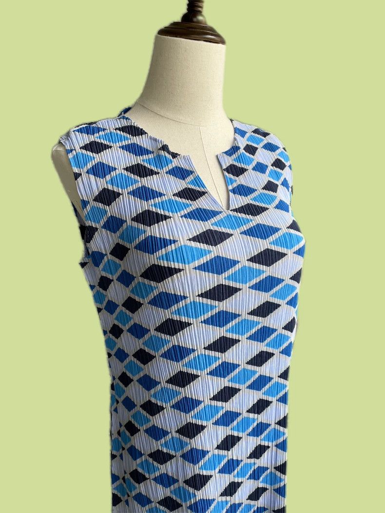 Issey Miyake Issey Miyake size:2 Blue geometric diamond-shaped dress Size M / US 6-8 / IT 42-44 - 2 Thumbnail