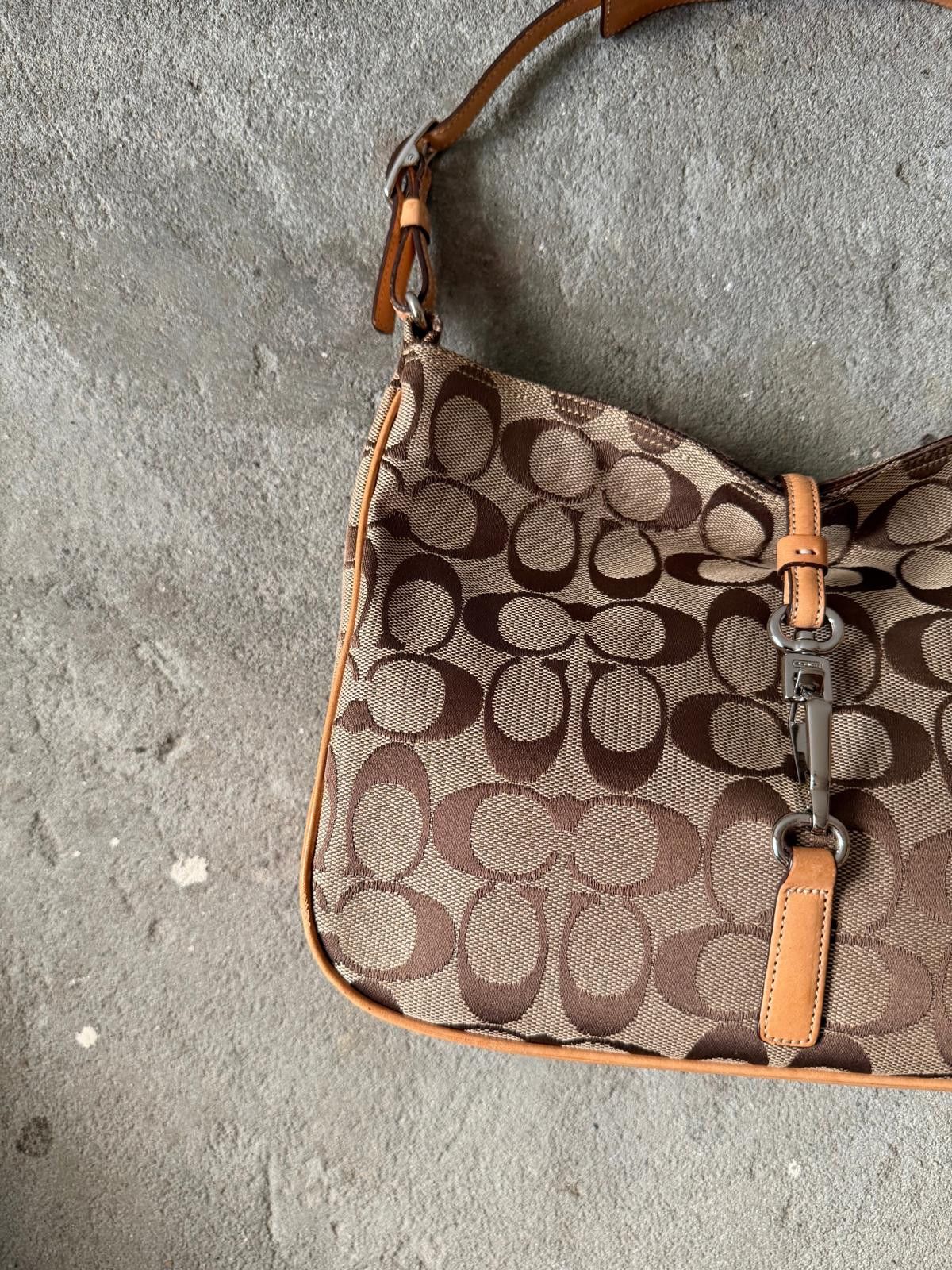 Coach Hobo Signature Clip Canvas Shoulder Bag Tan