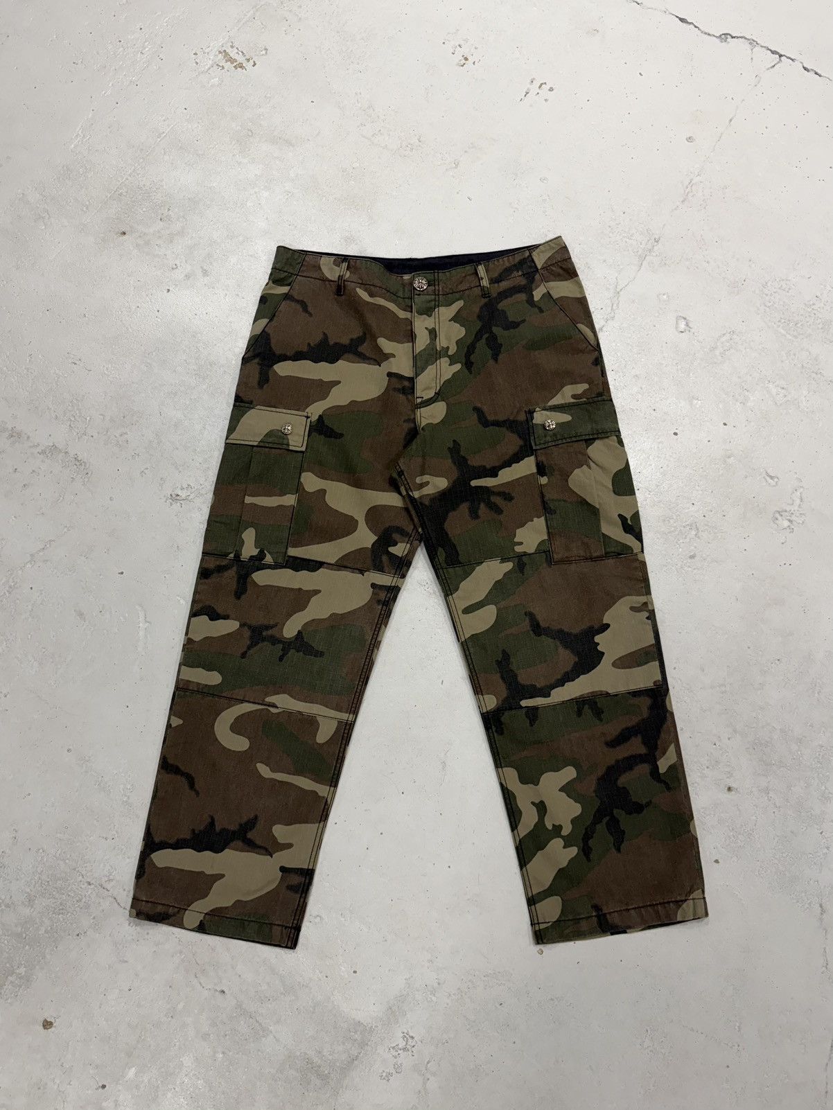 Chrome Hearts Chrome Hearts Leather Cross Patch Ripstop Camo Cargos W36 Size US 36 / EU 52 - 1 Thumbnail