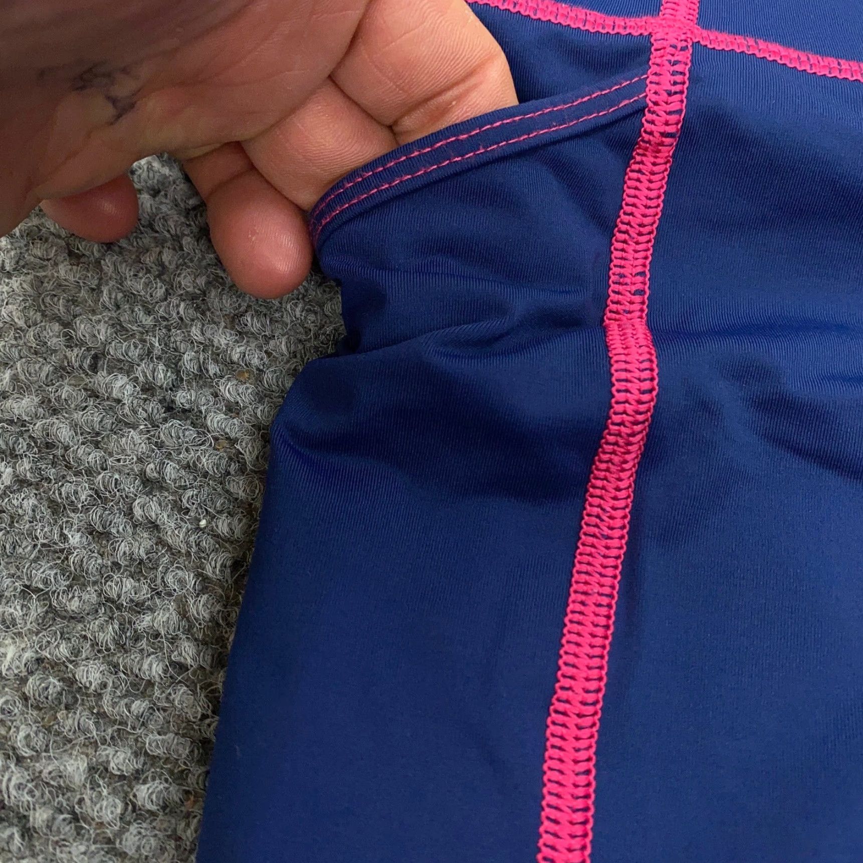 Vineyard Vines Vineyard Vines Leggings Womens Small Blue Capri Stretch Athleisure Performance Size 28" / US 6 / IT 42 - 4 Thumbnail