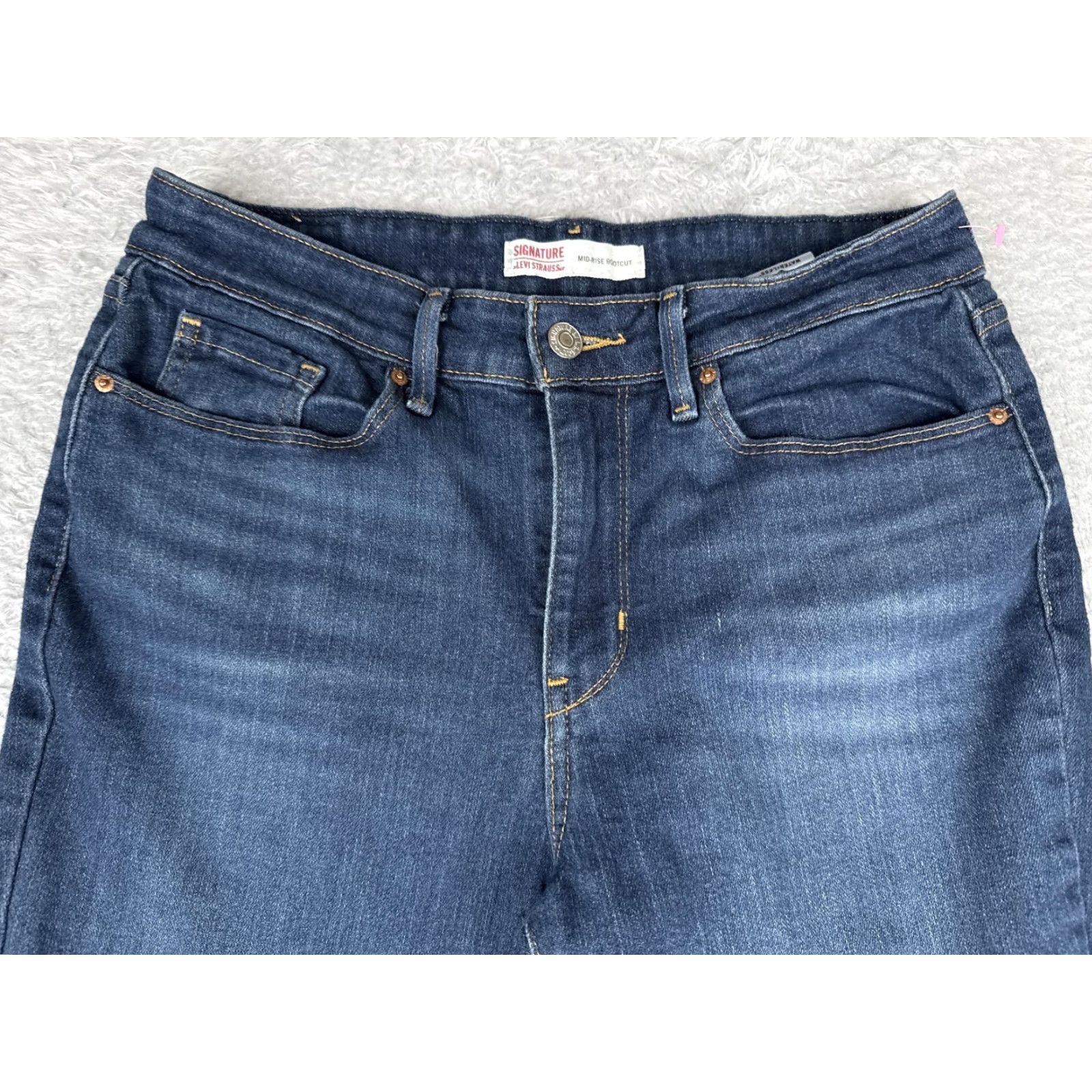 Vintage Signature Levi Strauss Bootcut Jeans Womens 6 Blue Wash Mid Rise Stretch 28x32 Size 28" / US 6 / IT 42 - 4 Thumbnail