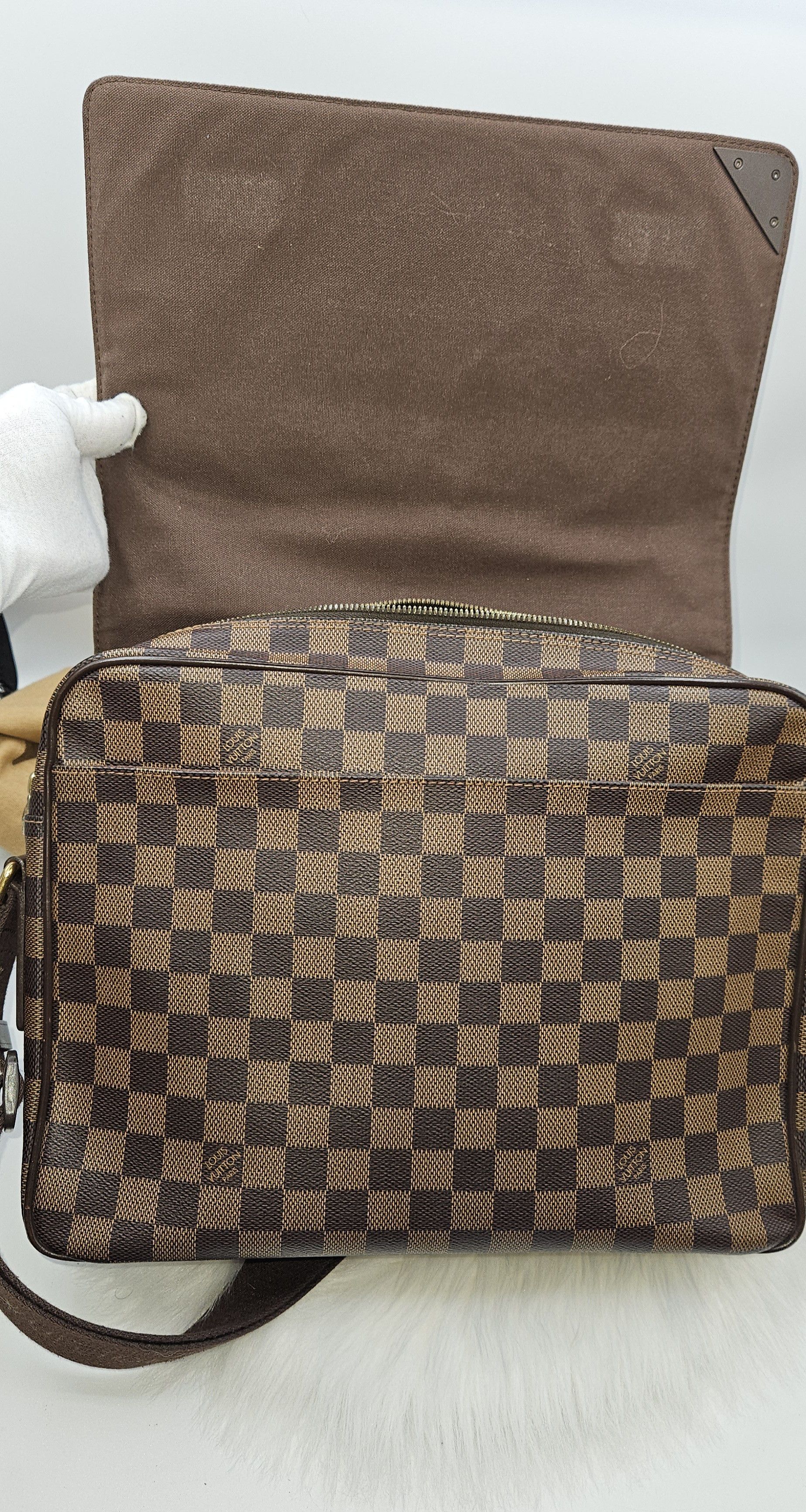 Louis Vuitton Louis Vuitton Damier Ebene Shelton MM Messenger Bag Size ONE SIZE - 7 Thumbnail