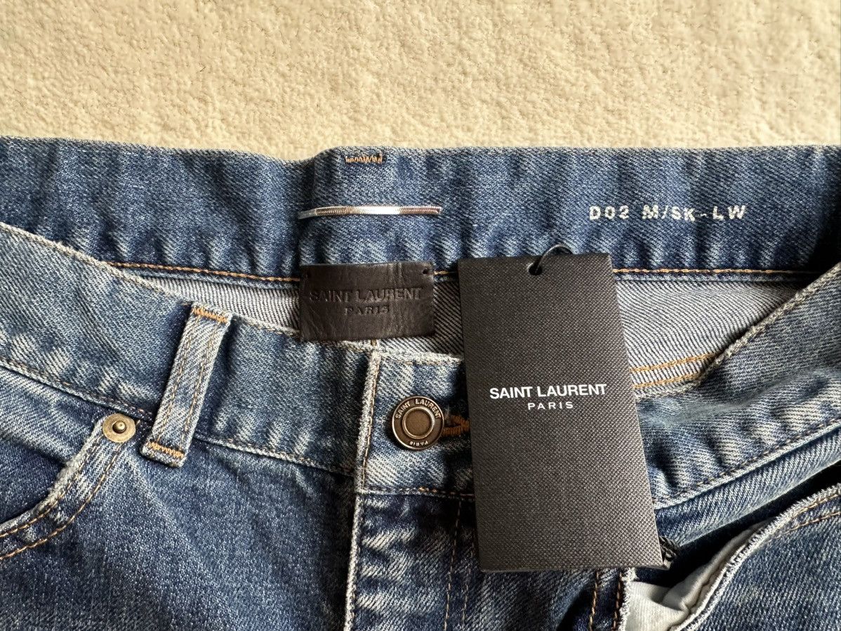 Saint Laurent Paris FW19 Saint Laurent distressed ripped jeans BNWT 30 D02 Size US 30 / EU 46 - 19 Thumbnail