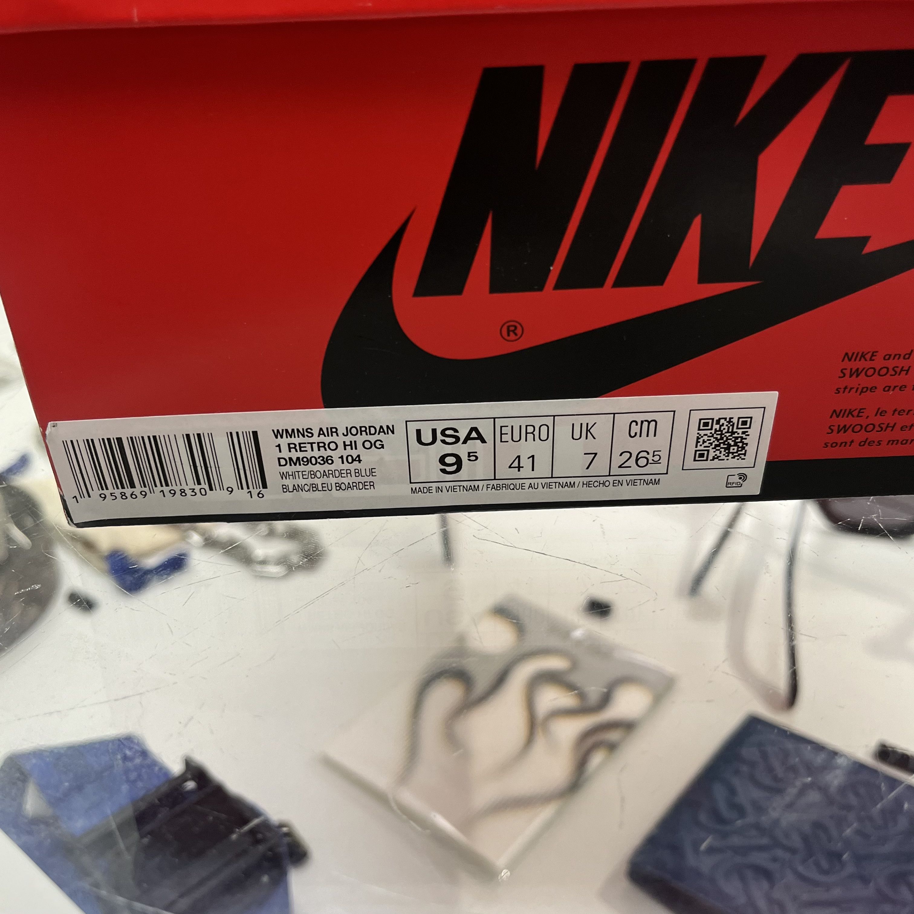 Nike Air Jordan 1 High OG Denim (W) Size US 9 / IT 39 - 9 Thumbnail