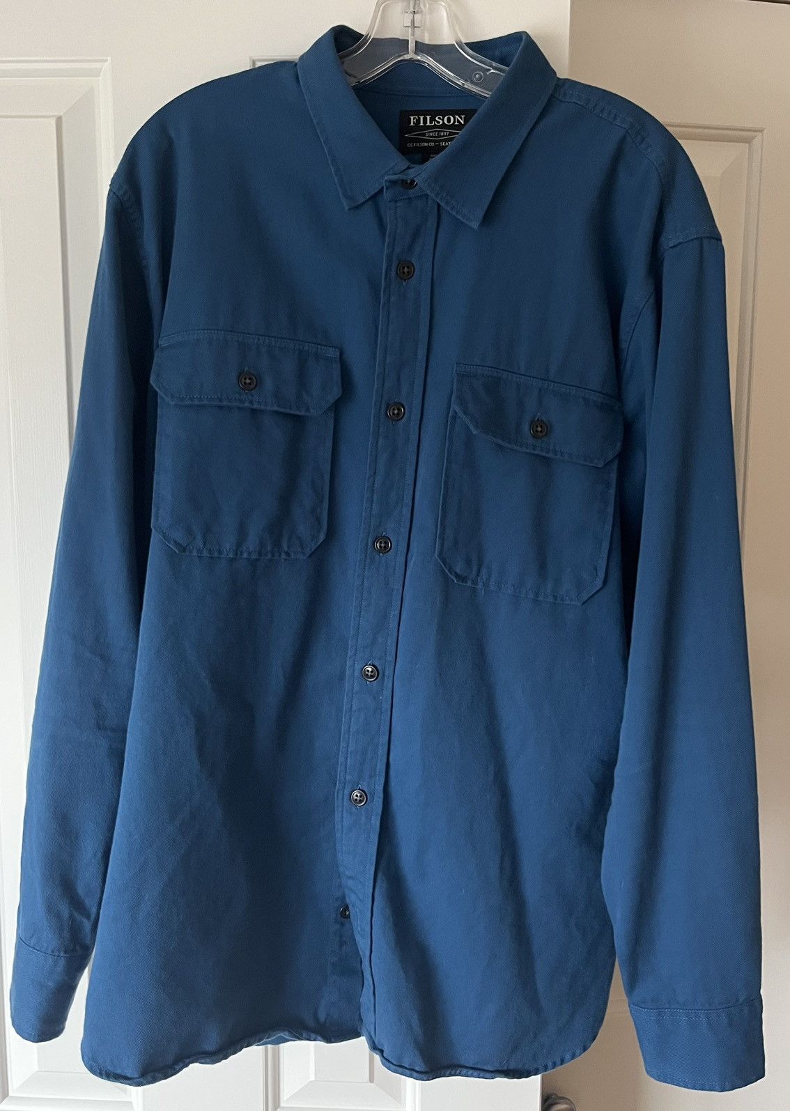 Filson Filson Cotton Twill LS button down. Size Large, Blue Size US L / EU 52-54 / 3 - 1 Thumbnail