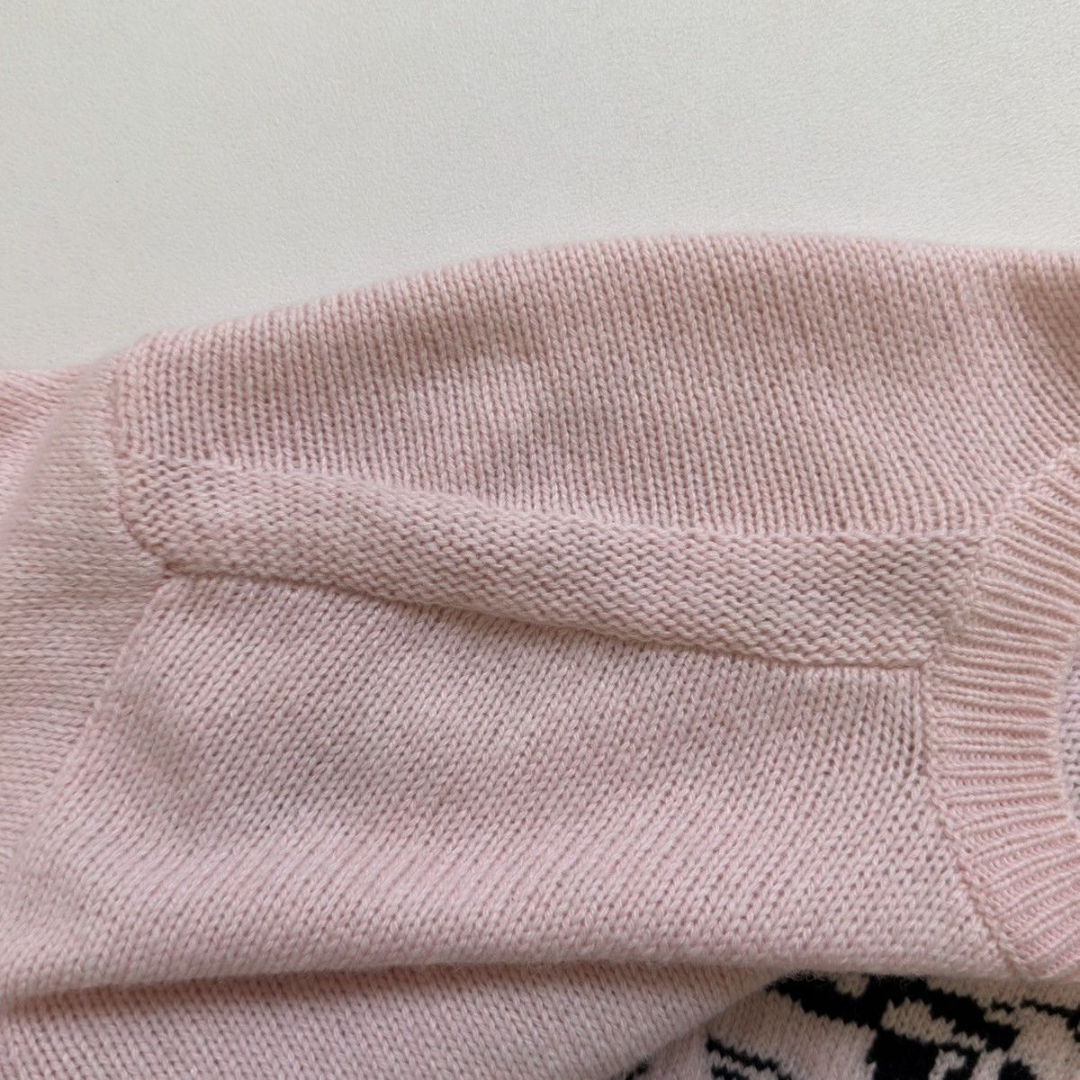 Prada S/S 17 ‘Comic Patterned’ Pink Wool Sweater Size US M / EU 48-50 / 2 - 8 Thumbnail