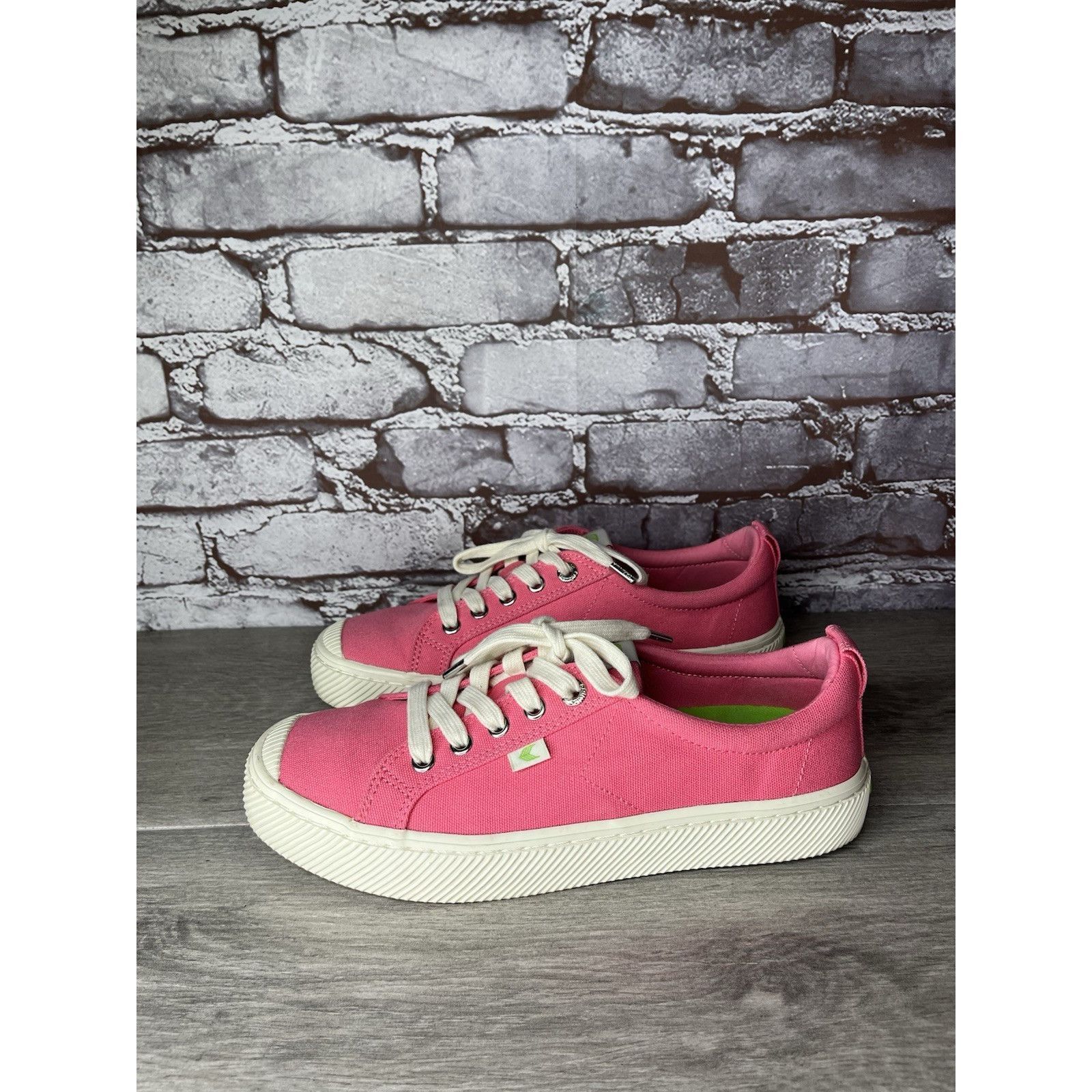 Frescobol Carioca Cariuma OCA Pink Lemonade Canvas Sneakers Shoes Women Sz 9M Size US 9 / EU 42 - 21 Thumbnail