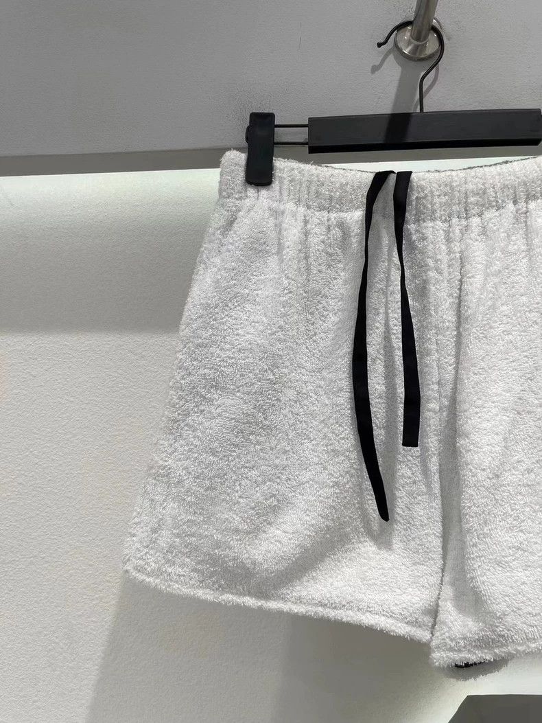 Prada Prada Towel iron triangle shorts 2501-Nextarrow Size US 40 / EU 56 - 3 Thumbnail
