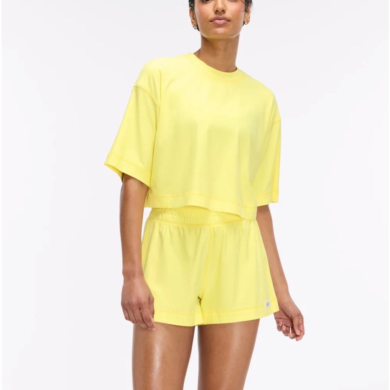 Peloton PELOTON Dreamblend Rolls Sleeve Boxy Cropped Tee 177 LEMON Size S / US 4 / IT 40 - 1 Thumbnail