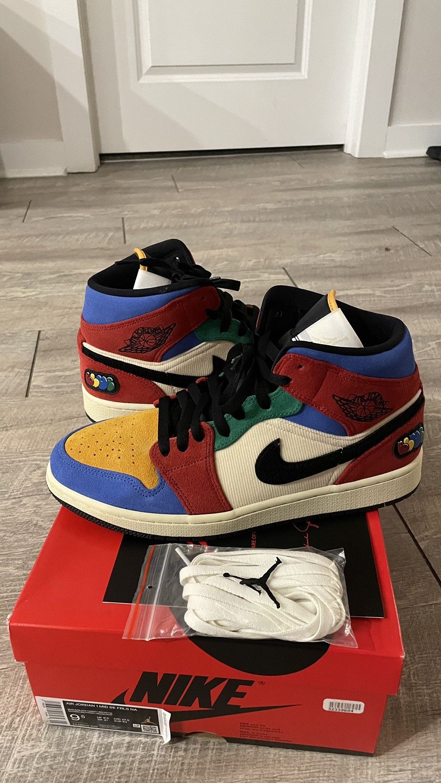 blue jordan 1 shoes