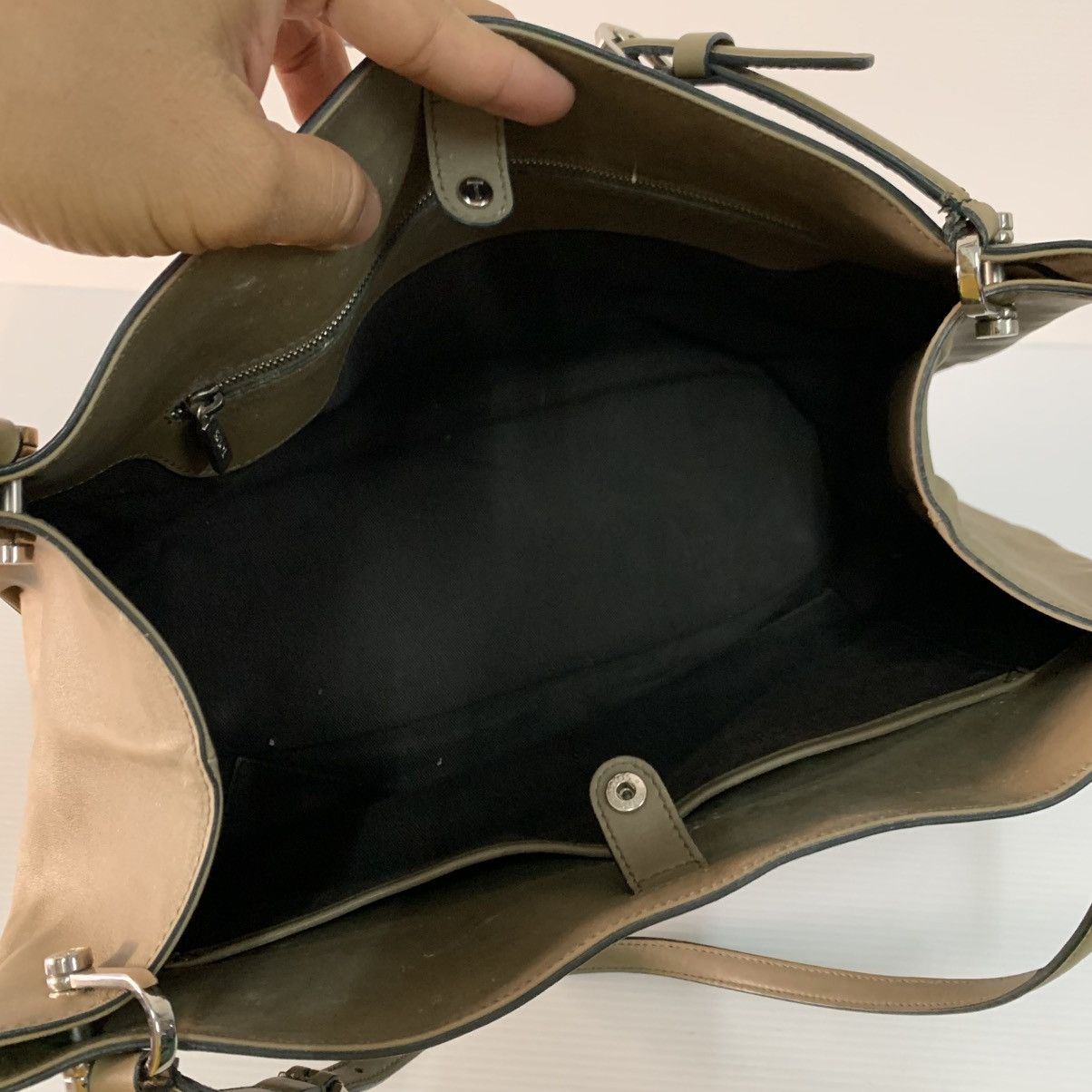 Tod's Tods Leather Shoulder Bag Size ONE SIZE - 9 Thumbnail