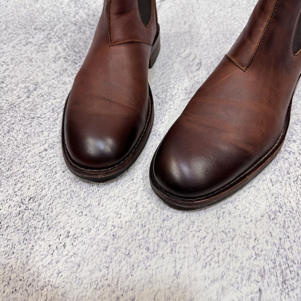 Wolverine Wolverine 1000Mile Chelsea Boots W05452 US9D UK8 EU42 Size US 9 / EU 42 - 8 Thumbnail