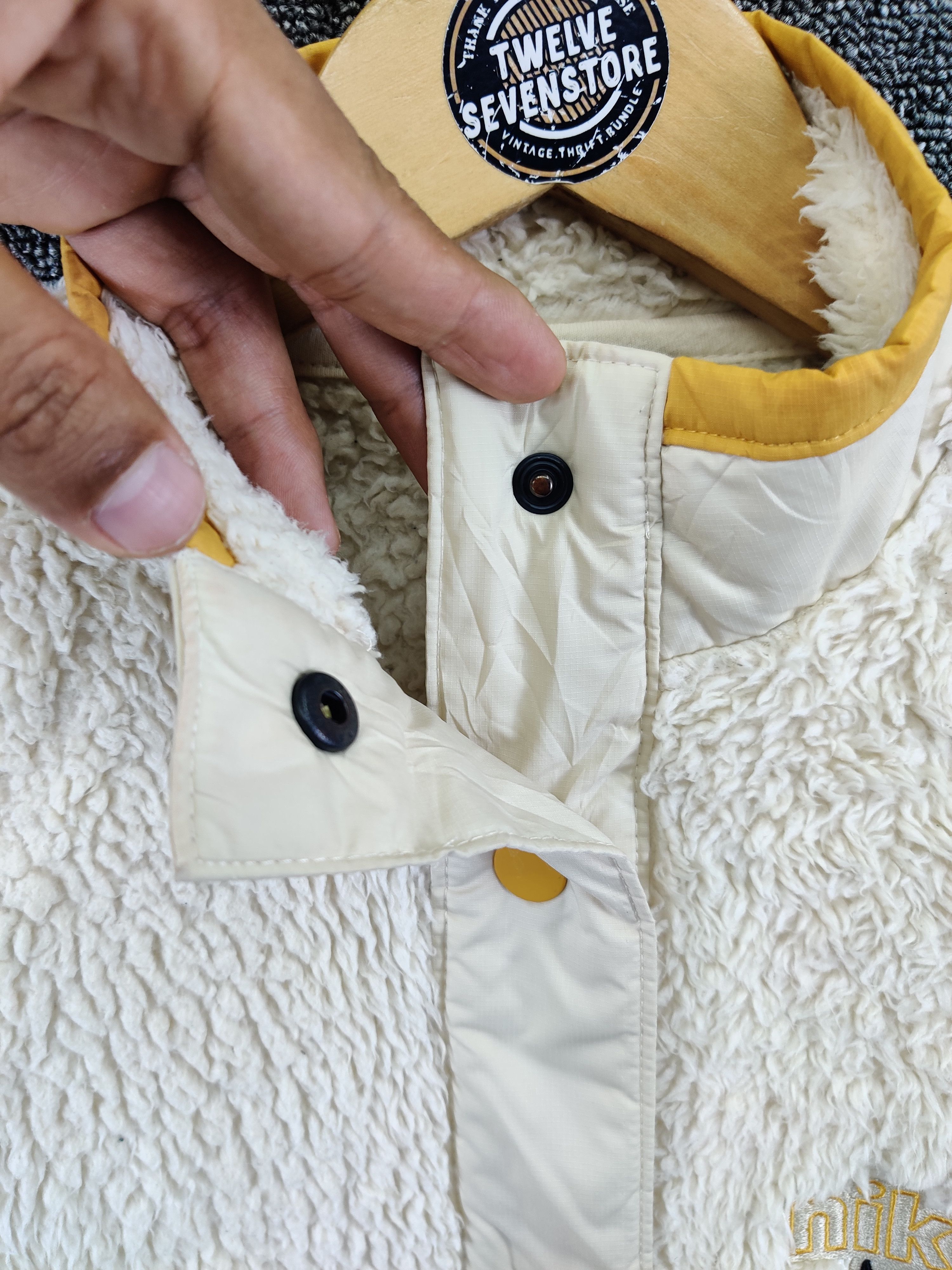 Nike Vintage Nike Fleece Button Ups Jacket Size US L / EU 52-54 / 3 - 8 Thumbnail