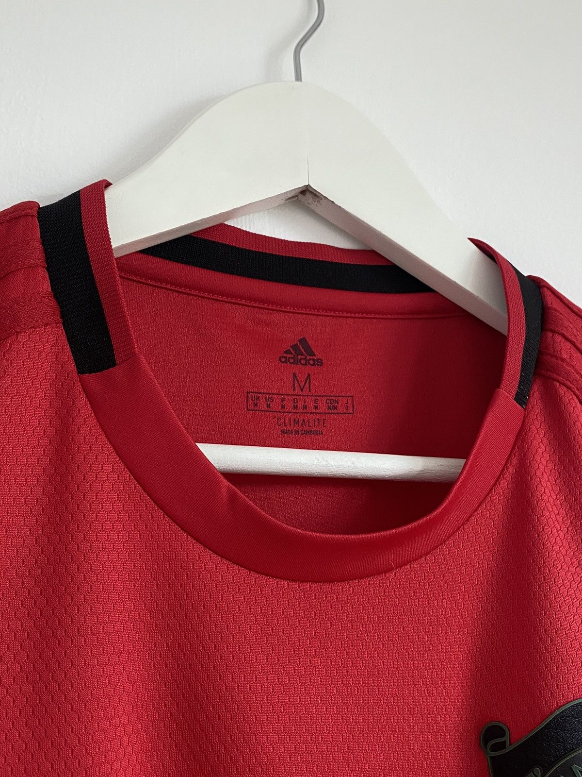 Adidas Adidas Manchester United Chevrolet Football Shirt Size US M / EU 48-50 / 2 - 4 Thumbnail