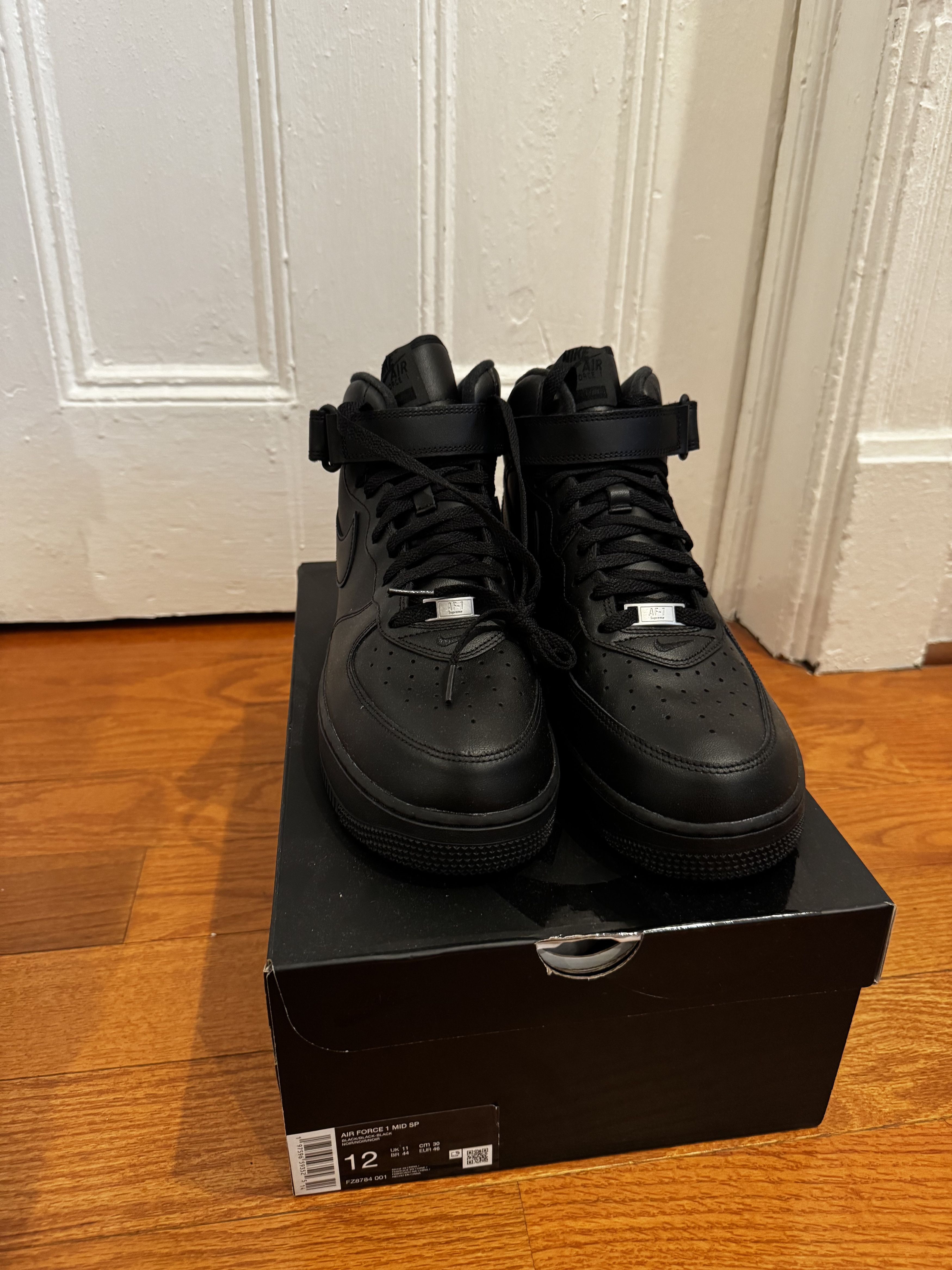 Nike × Supreme Nike Supreme Air Force One Mid Black | Grailed