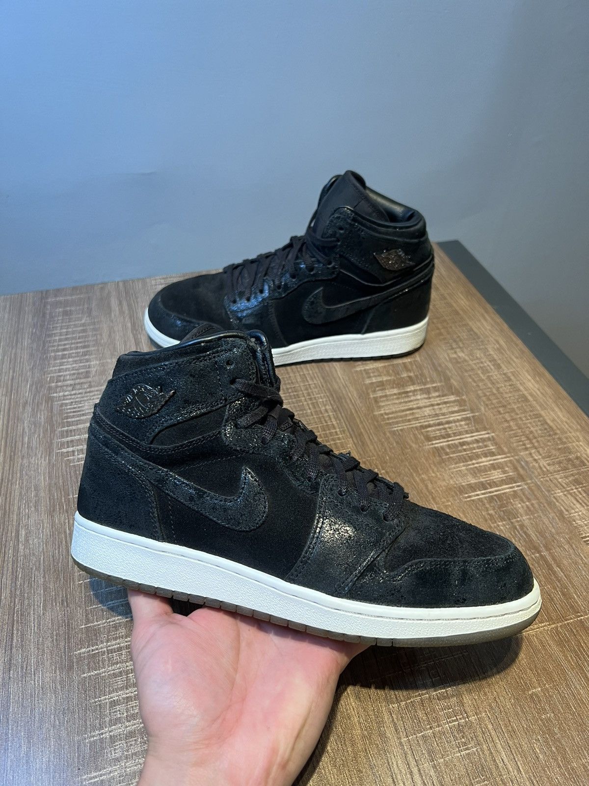 Nike Air Jordan Retro Heiress Black Suede GS Size