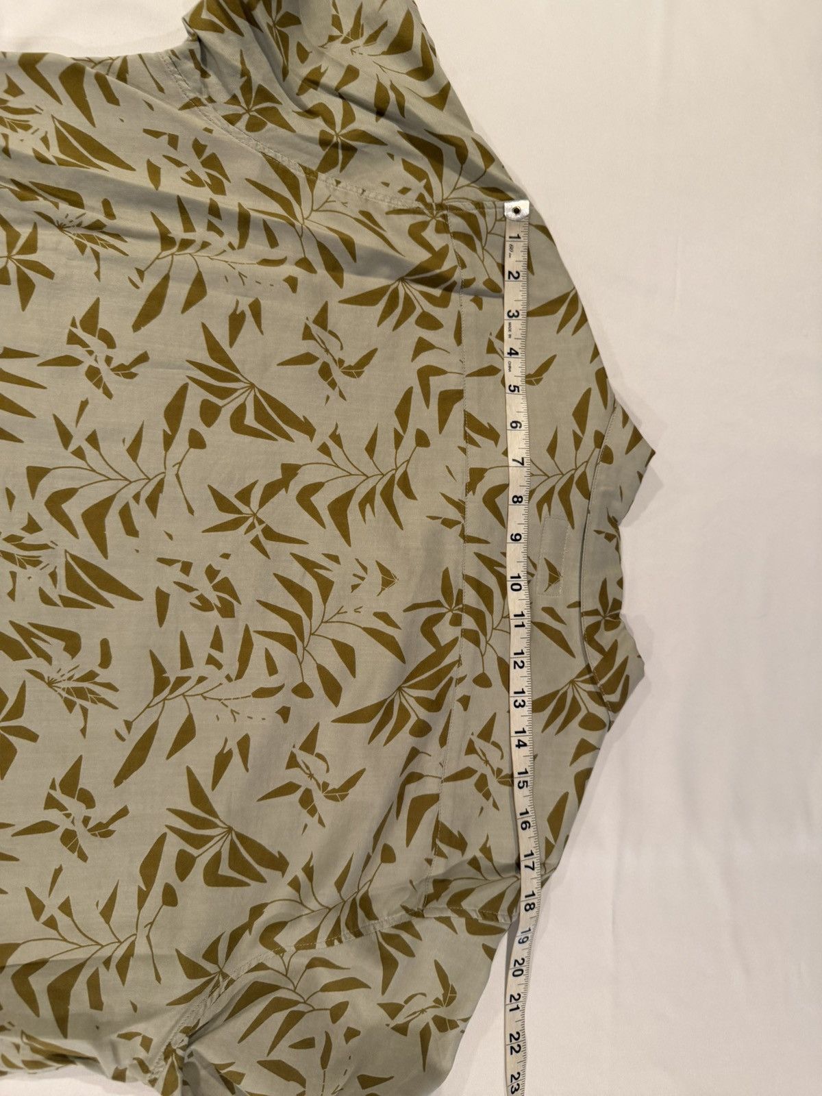 Saint Laurent Paris Saint Laurent men Hawaiian shirt.XXL. $890 Size US XXL / EU 58 / 5 - 5 Thumbnail