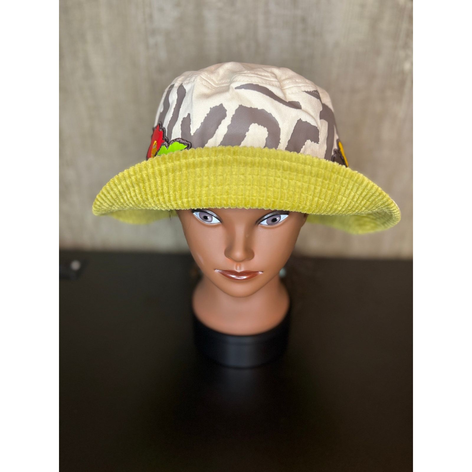 Other NWT Sz. M - Men's Hyde Park Bucket Hat (Cream w/ Patches) Size ONE SIZE - 7 Thumbnail